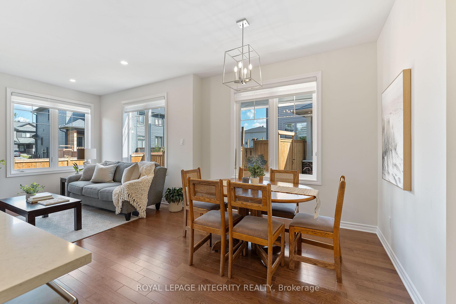 Photo 5 of 508 Escapade Private, Ottawa, Blossom Park/Kemp Park/Findlay Creek — HOMEH