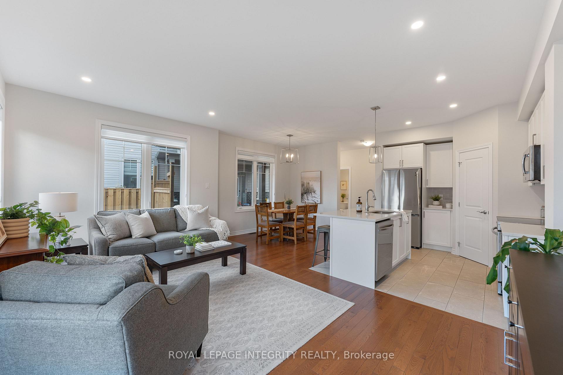 Photo 13 of 508 Escapade Private, Ottawa, Blossom Park/Kemp Park/Findlay Creek — HOMEH
