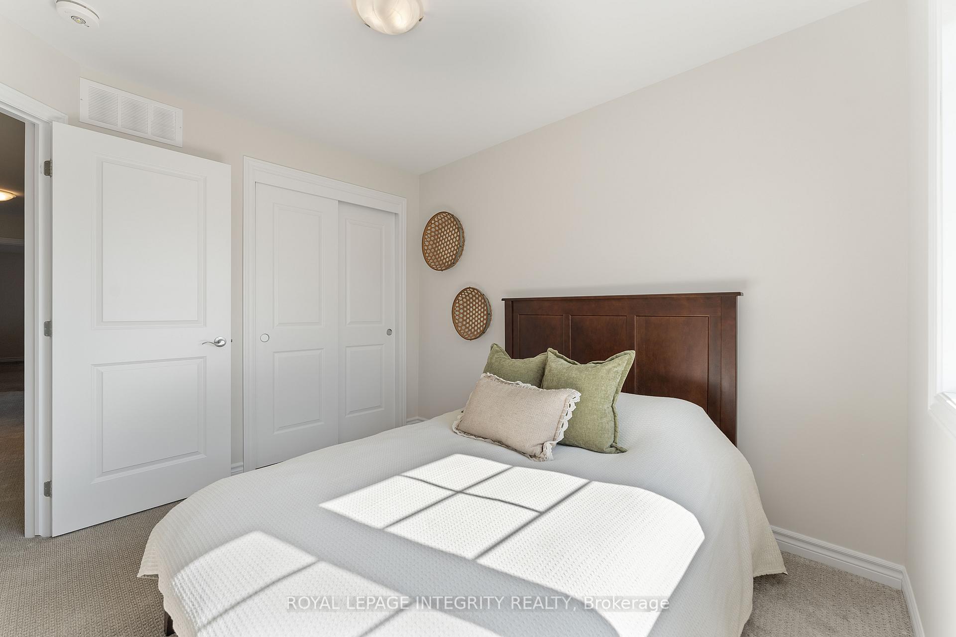 Photo 11 of 508 Escapade Private, Ottawa, Blossom Park/Kemp Park/Findlay Creek — HOMEH