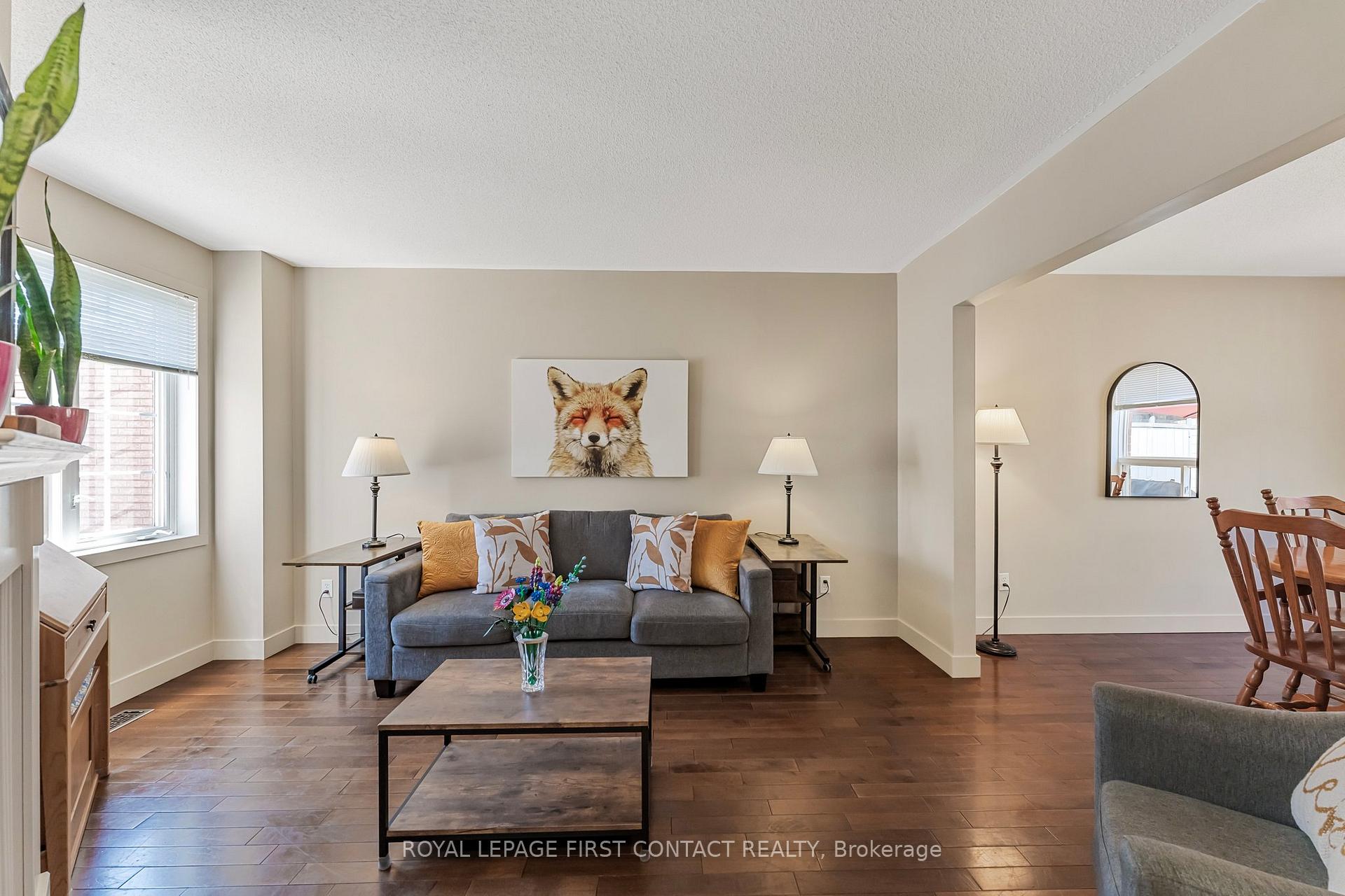 Photo 4 of 96 Churchland Drive, Barrie, Holly — HOMEH