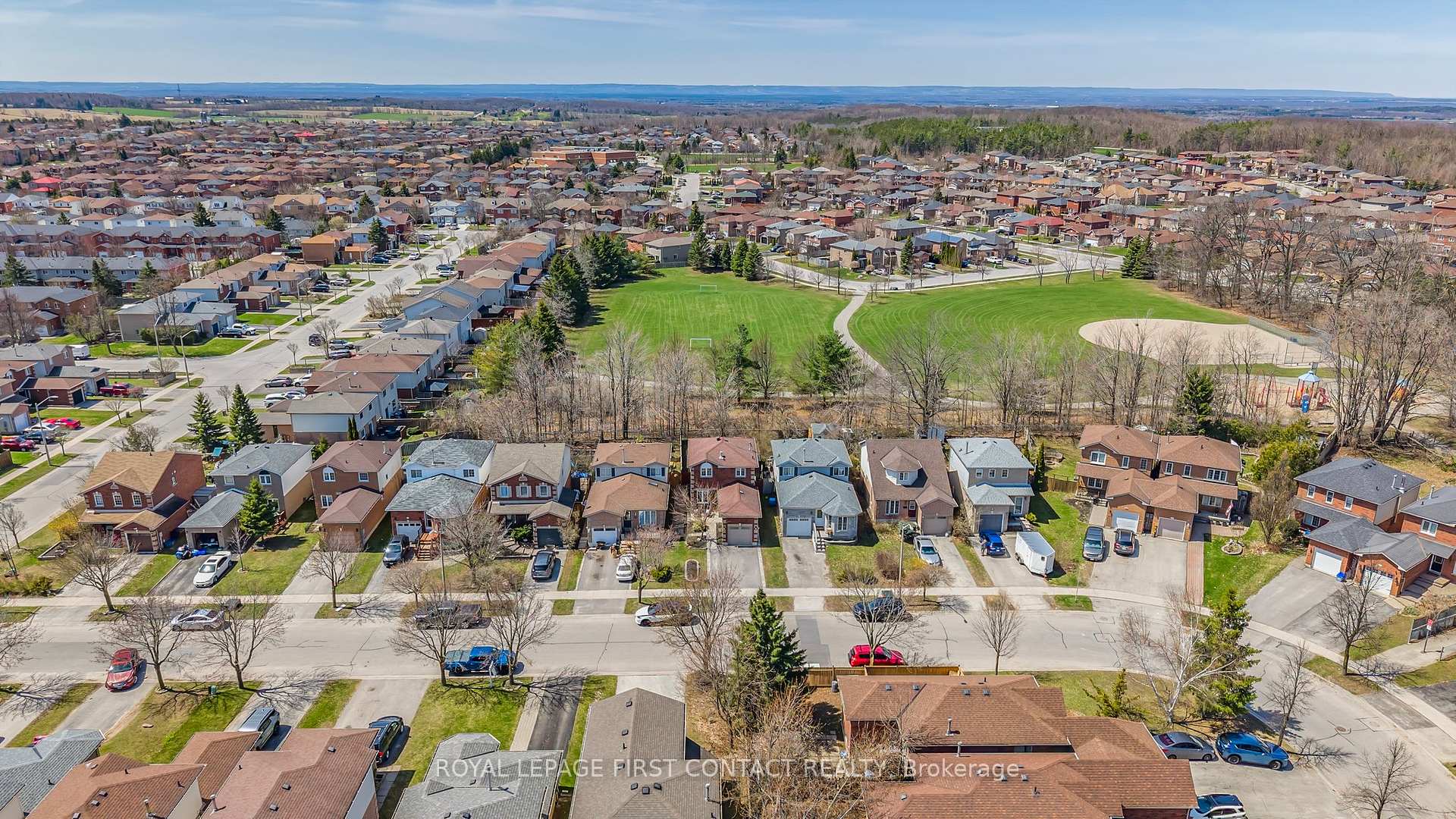 Photo 28 of 96 Churchland Drive, Barrie, Holly — HOMEH