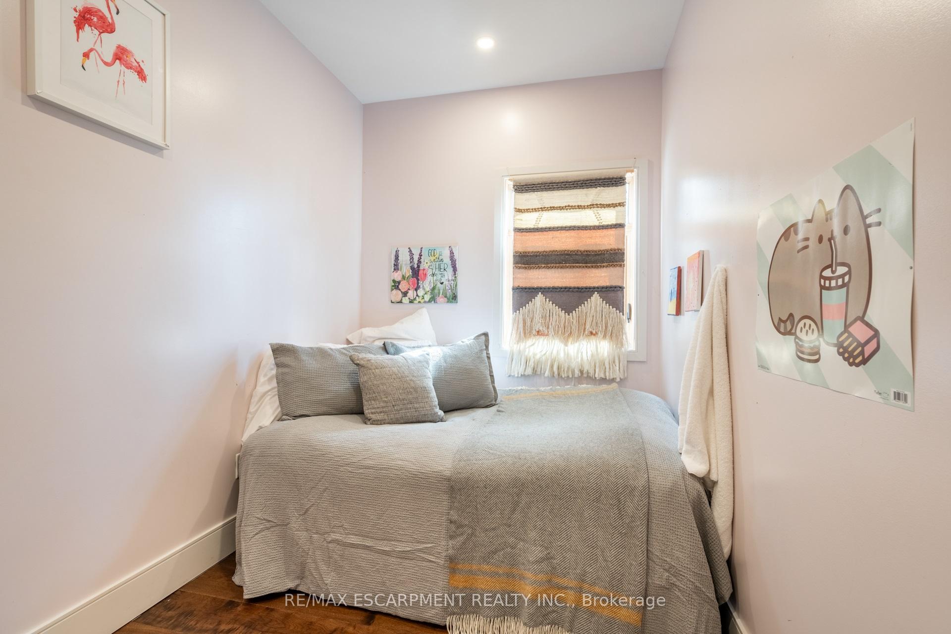 Photo 19 of 5565 Guelph Line, Burlington, Rural Burlington — HOMEH