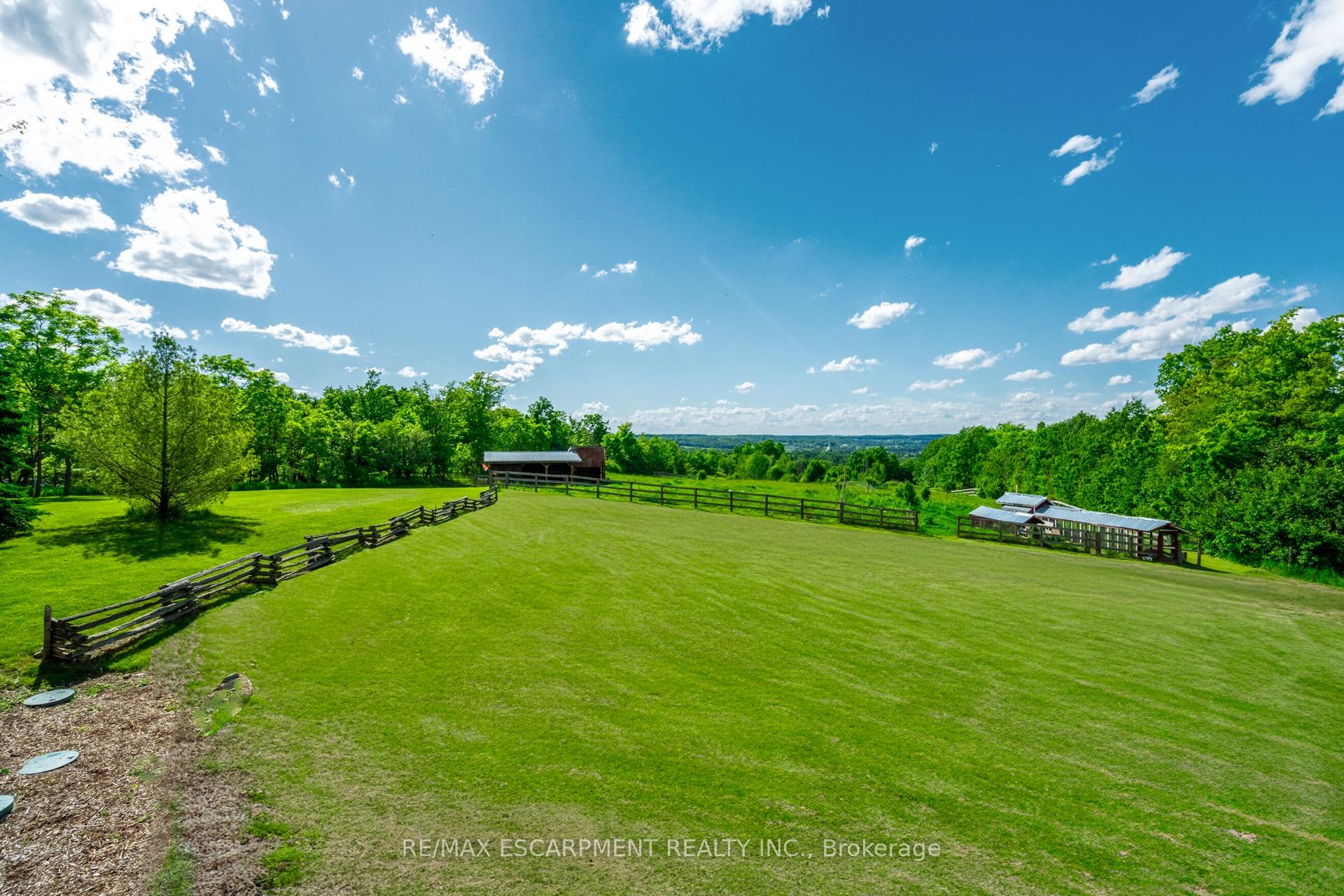 Photo 23 of 5565 Guelph Line, Burlington, Rural Burlington — HOMEH