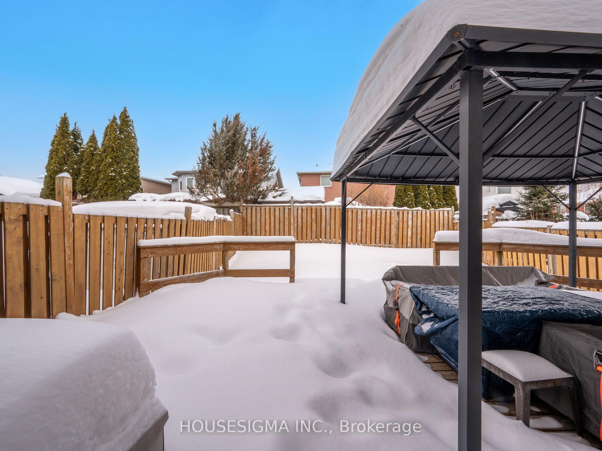 Photo 24 of 10 Willow Drive, Barrie, Holly — HOMEH