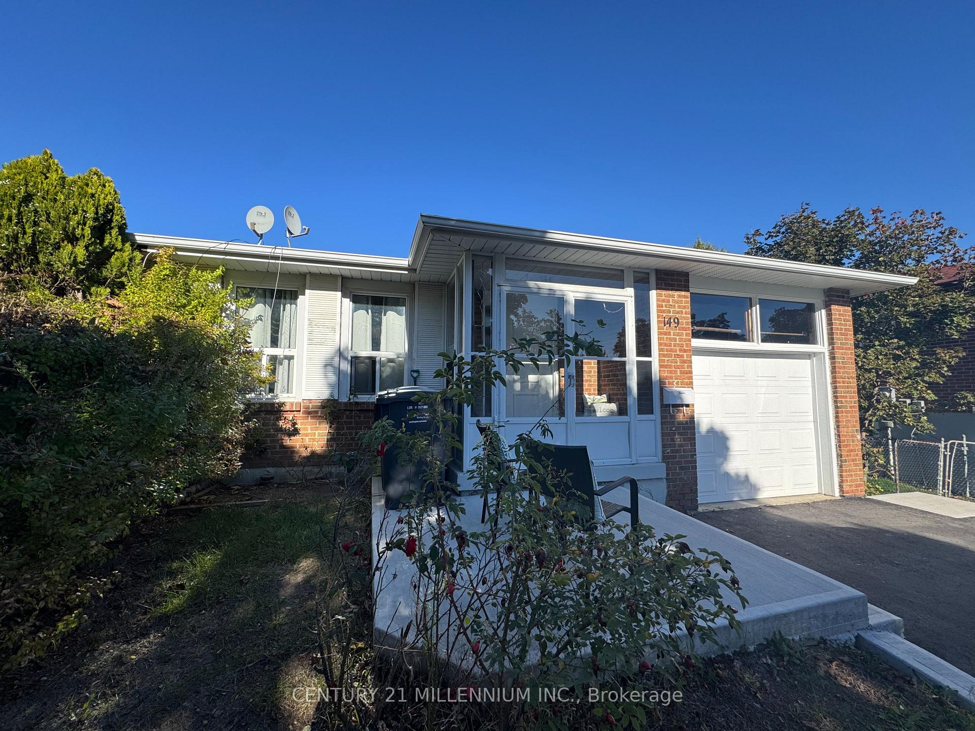 Front of Unit Upper, 149 Manitou Crescent
