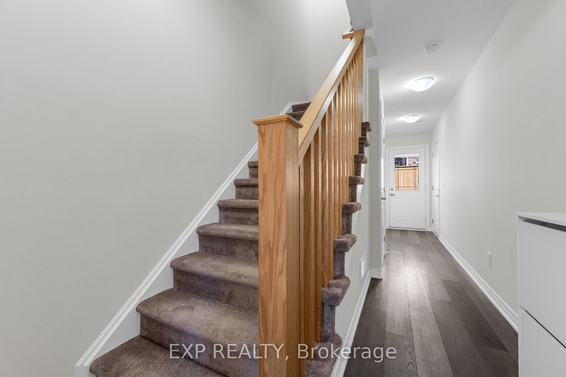 Photo 8 of Unit 15, 19 Picardy Drive, Hamilton, Stoney Creek Mountain — HOMEH