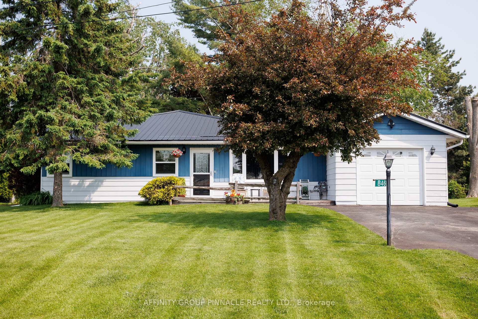 Photo 2 of 46 Maplewood Avenue, Brock, Beaverton — HOMEH