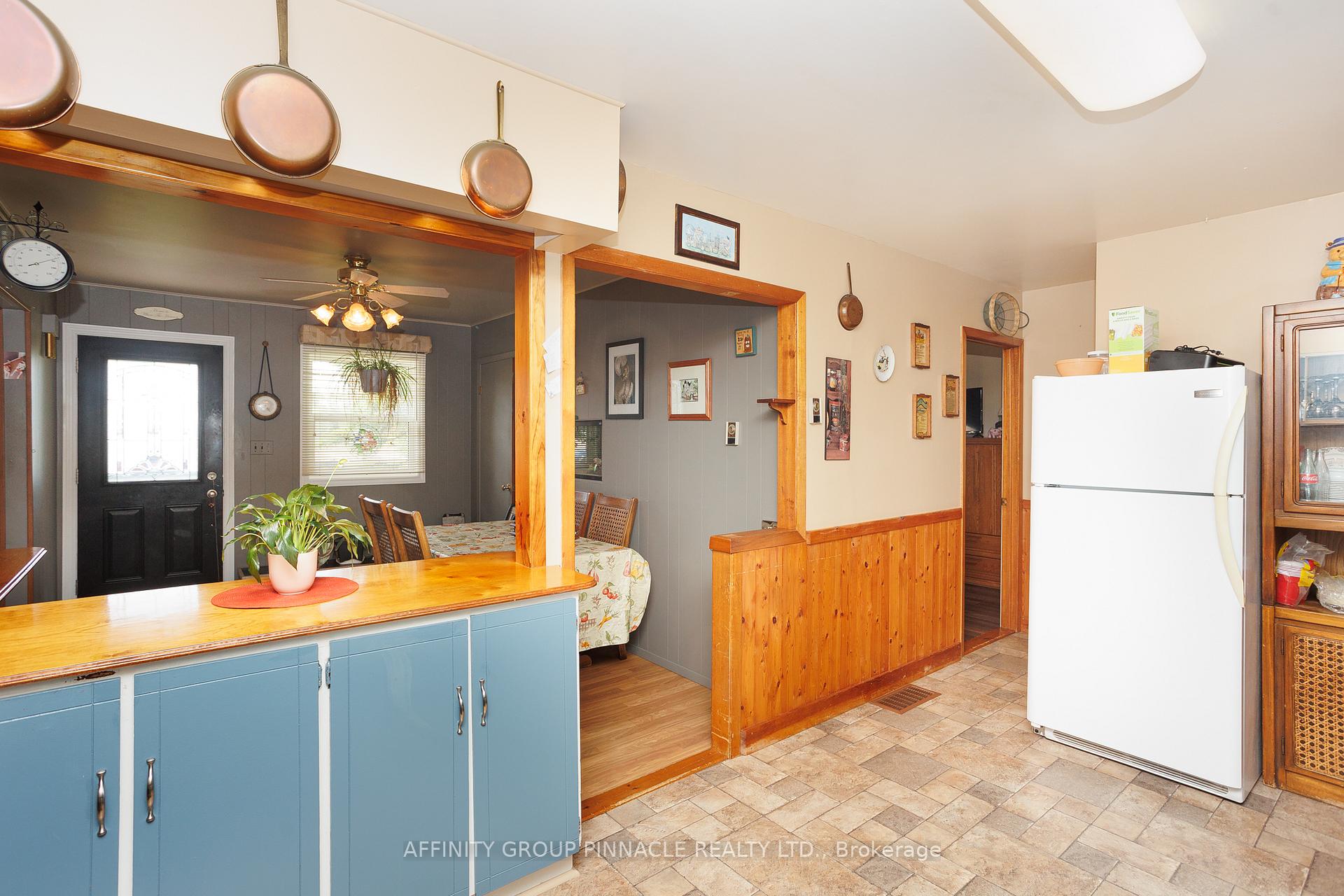 Photo 25 of 46 Maplewood Avenue, Brock, Beaverton — HOMEH