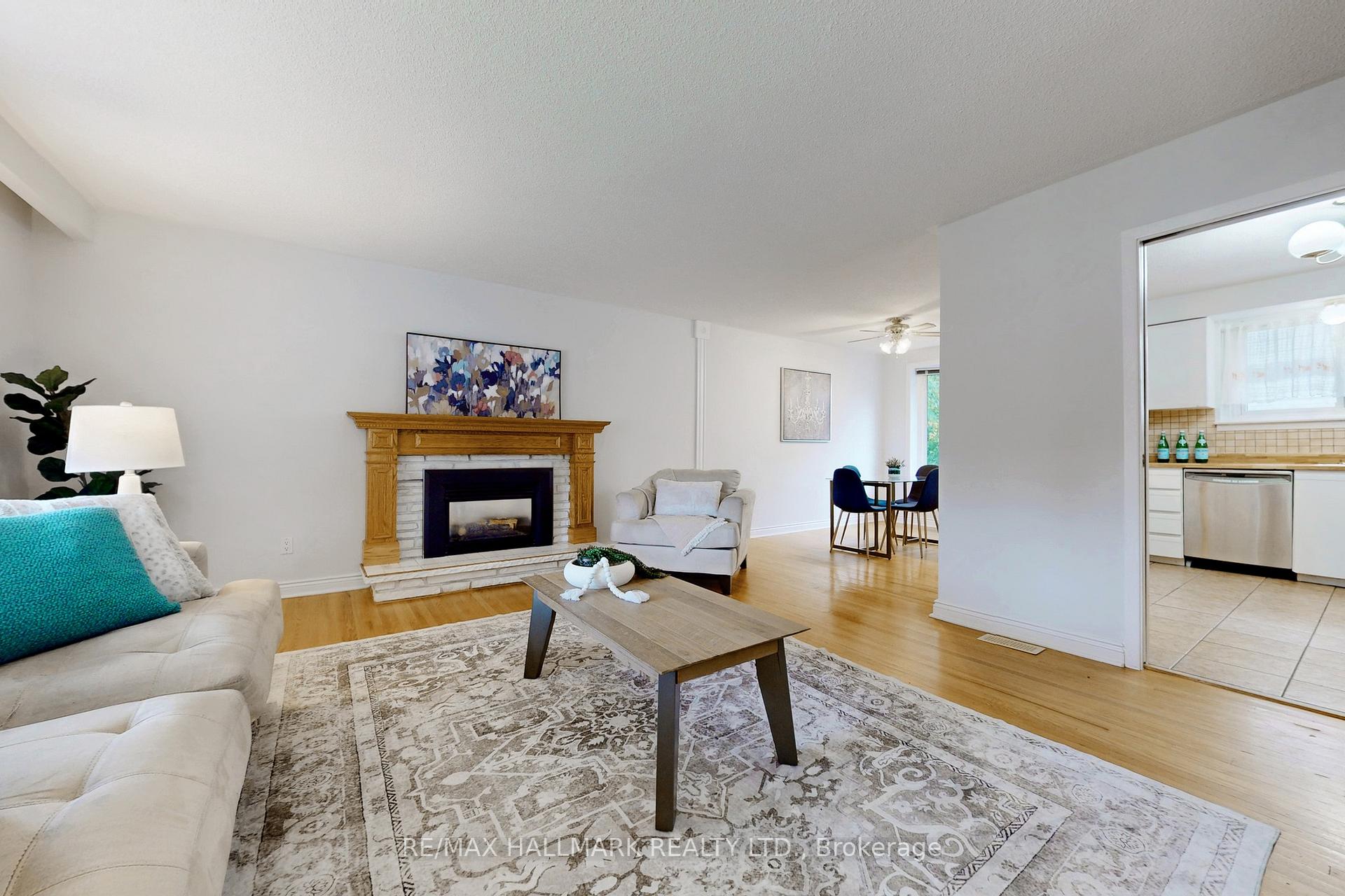 Photo 5 of 690 Adelaide Avenue E, Oshawa, Eastdale — HOMEH