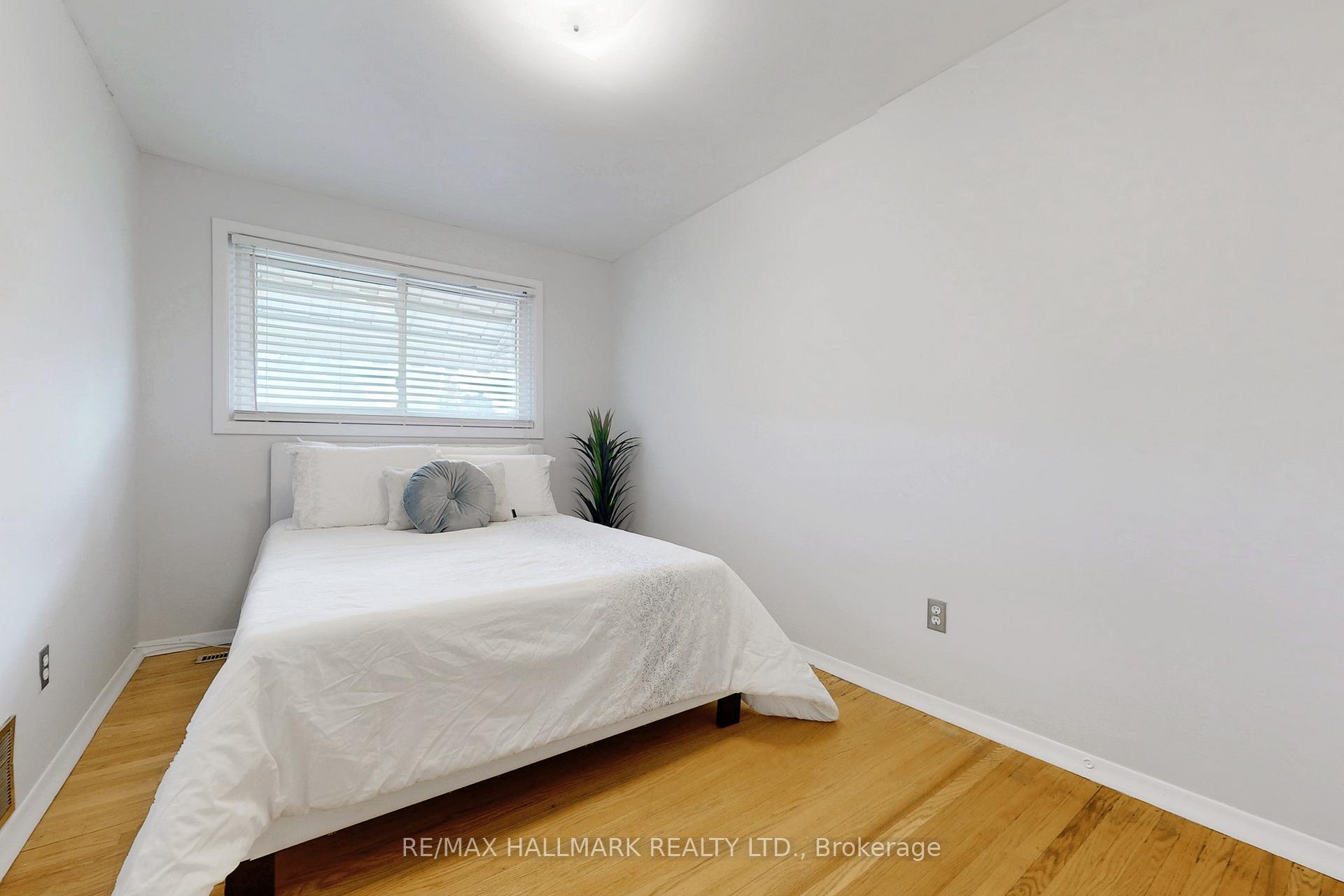 Photo 22 of 690 Adelaide Avenue E, Oshawa, Eastdale — HOMEH
