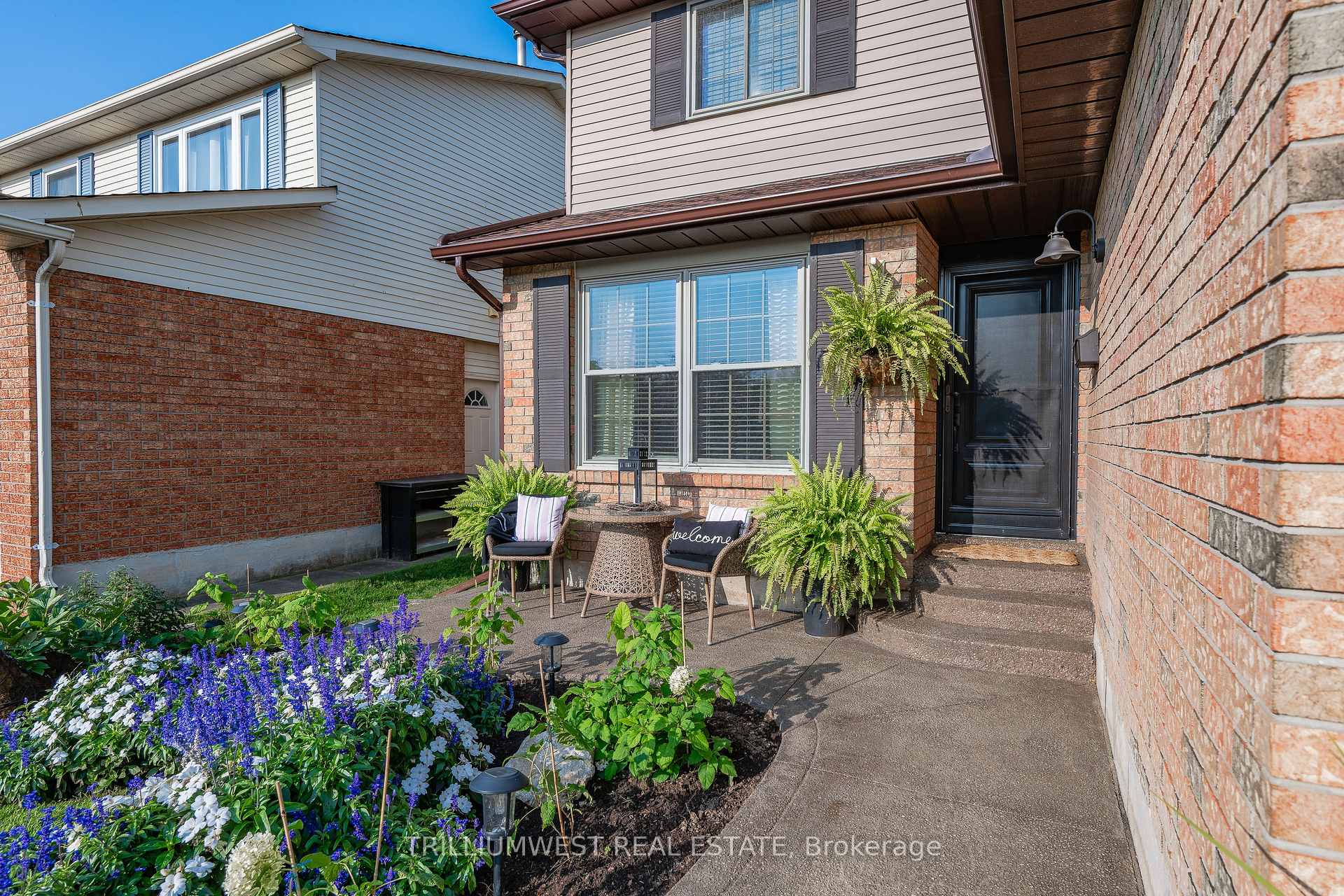 Photo 4 of 2134 Clipper Crescent, Burlington, Headon — HOMEH