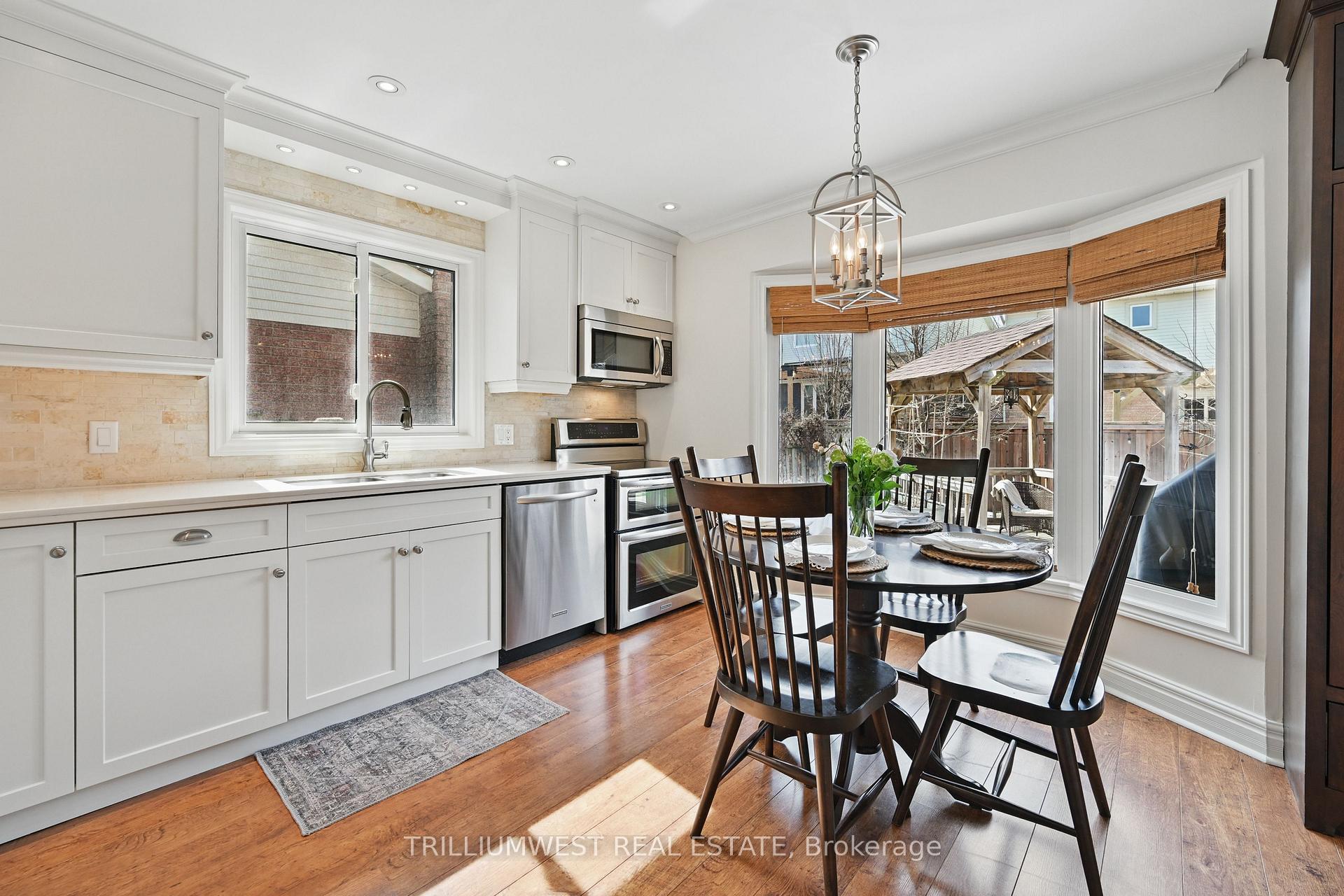 Photo 9 of 2134 Clipper Crescent, Burlington, Headon — HOMEH
