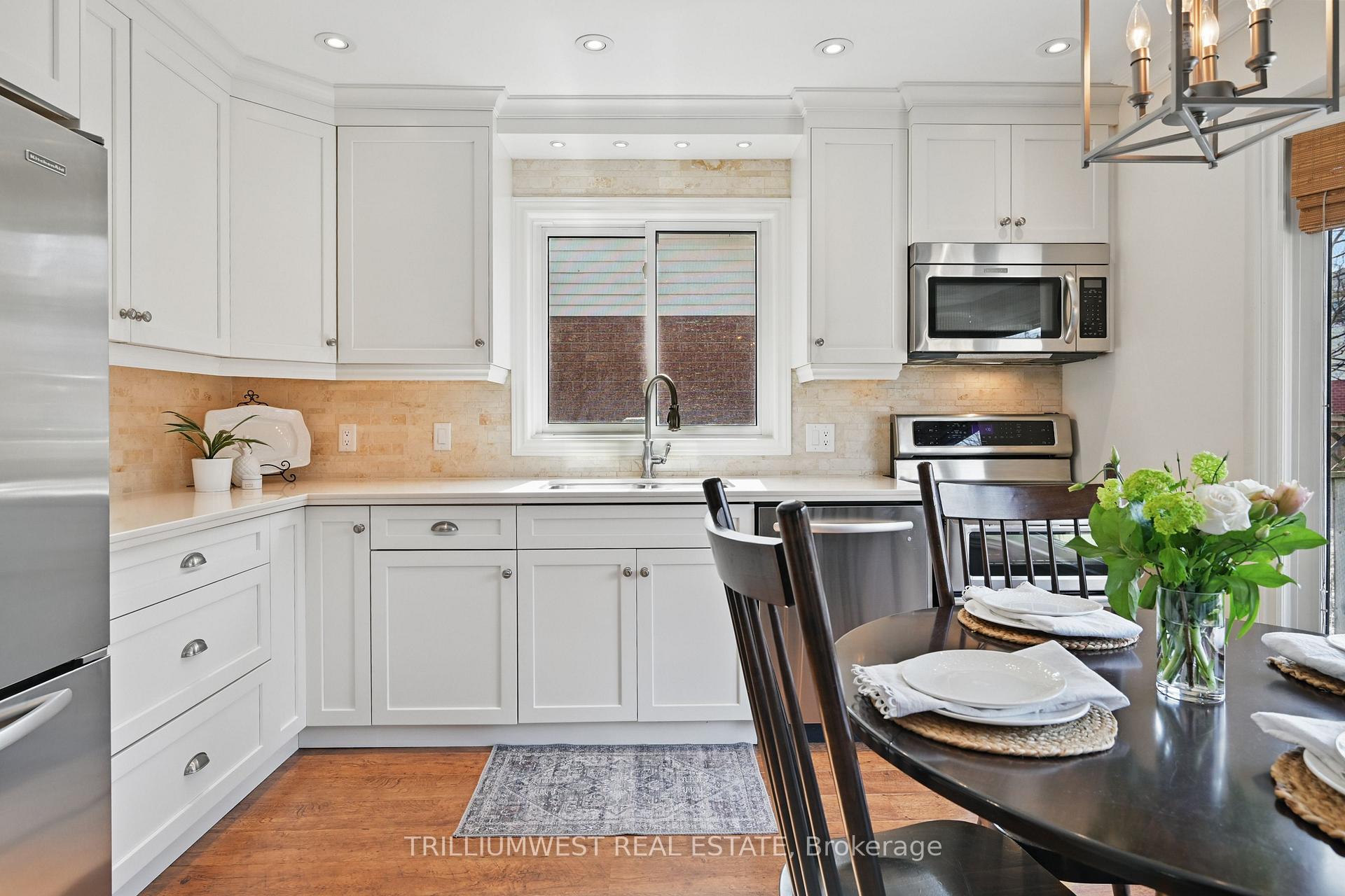 Photo 10 of 2134 Clipper Crescent, Burlington, Headon — HOMEH