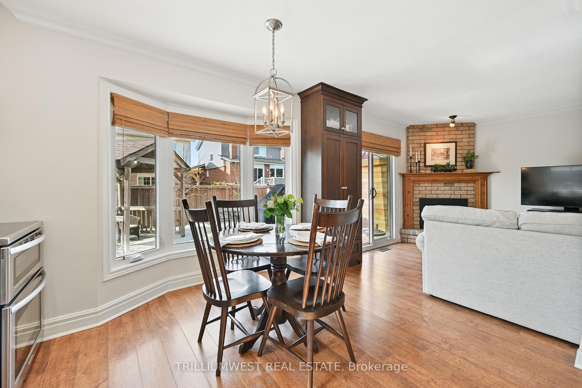 Photo 11 of 2134 Clipper Crescent, Burlington, Headon — HOMEH