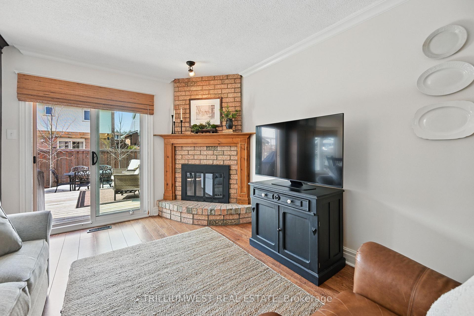 Photo 15 of 2134 Clipper Crescent, Burlington, Headon — HOMEH