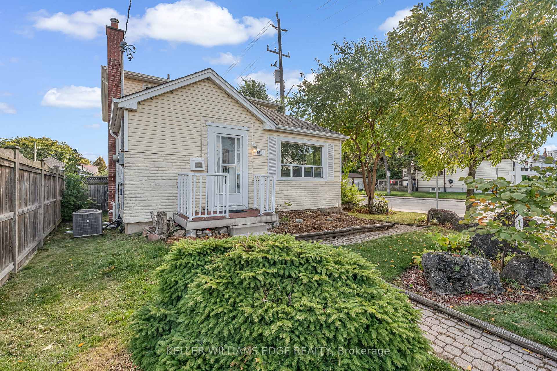 Photo 1 of 161 Cochrane Road, Hamilton, Glenview — HOMEH