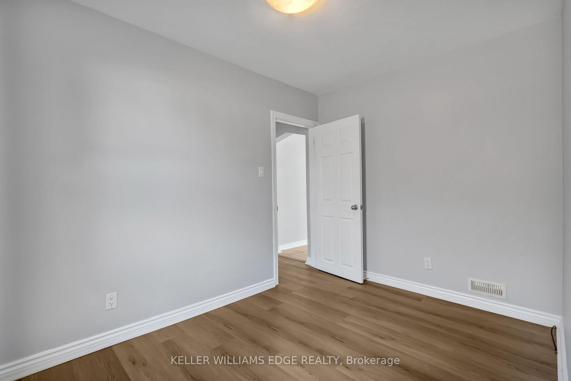 Photo 22 of 161 Cochrane Road, Hamilton, Glenview — HOMEH