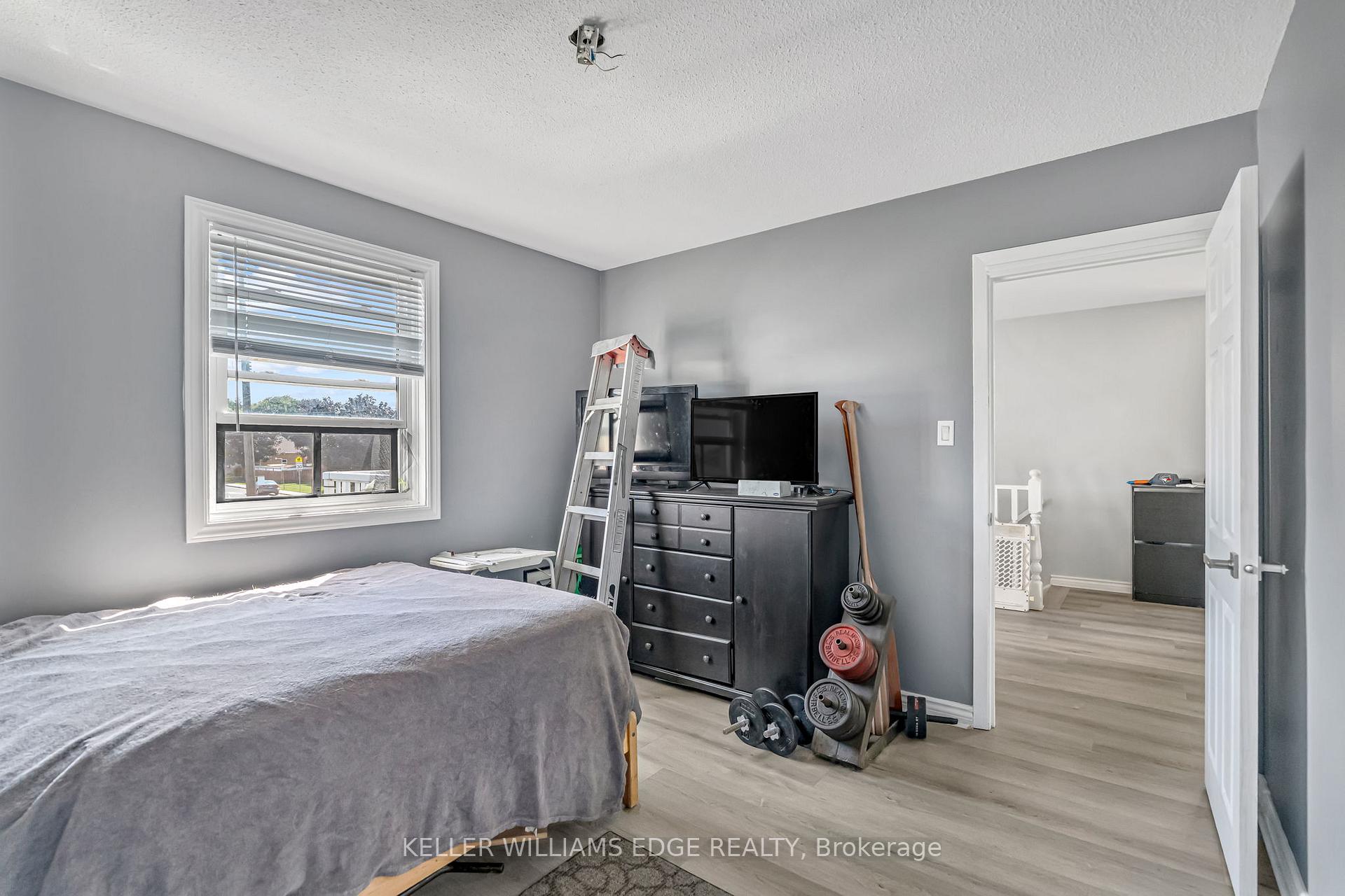Photo 41 of 161 Cochrane Road, Hamilton, Glenview — HOMEH