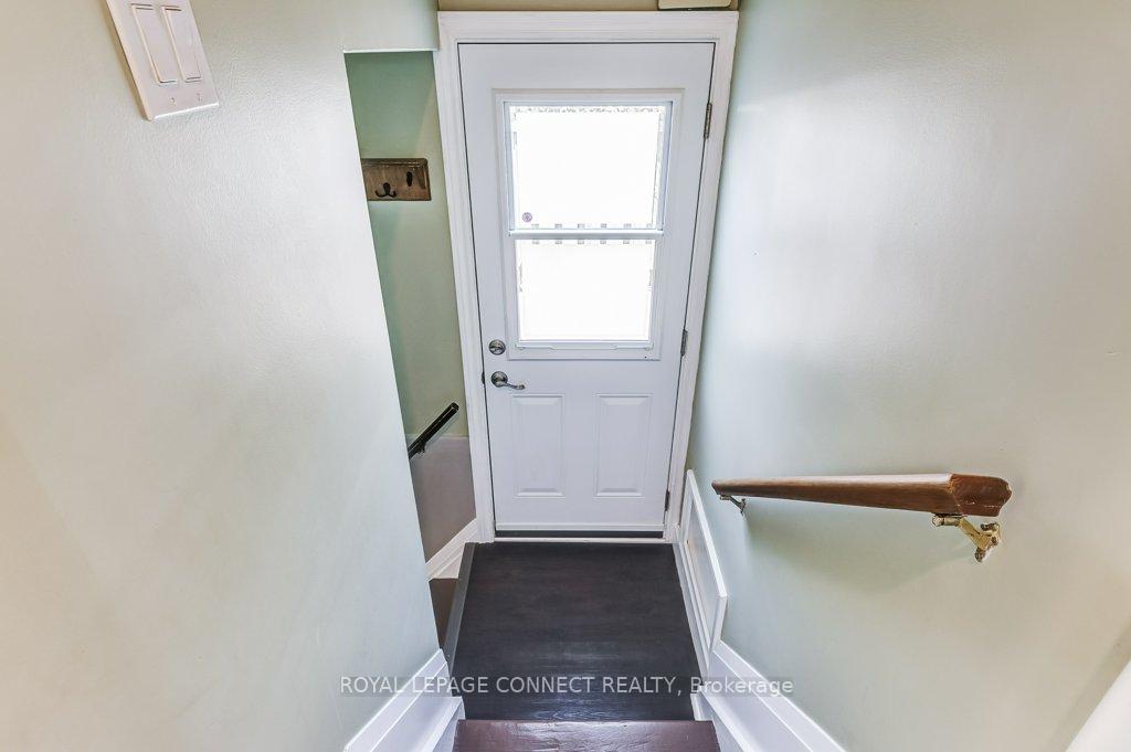 Photo 27 of 33 Tulloch Drive, Ajax, South East — HOMEH