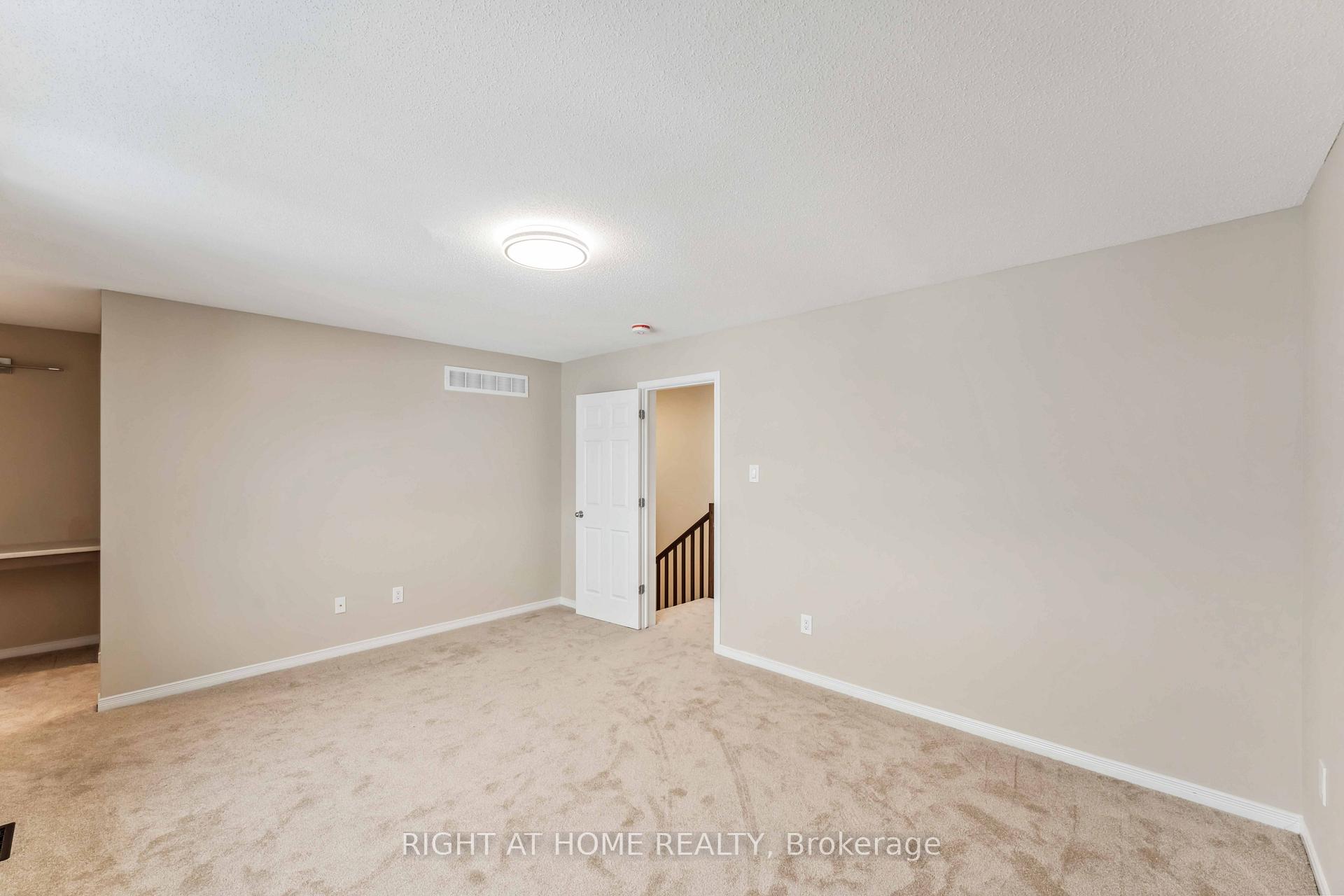 Photo 18 of 422 Sweetflag Street, Ottawa, Barrhaven - Longfields — HOMEH