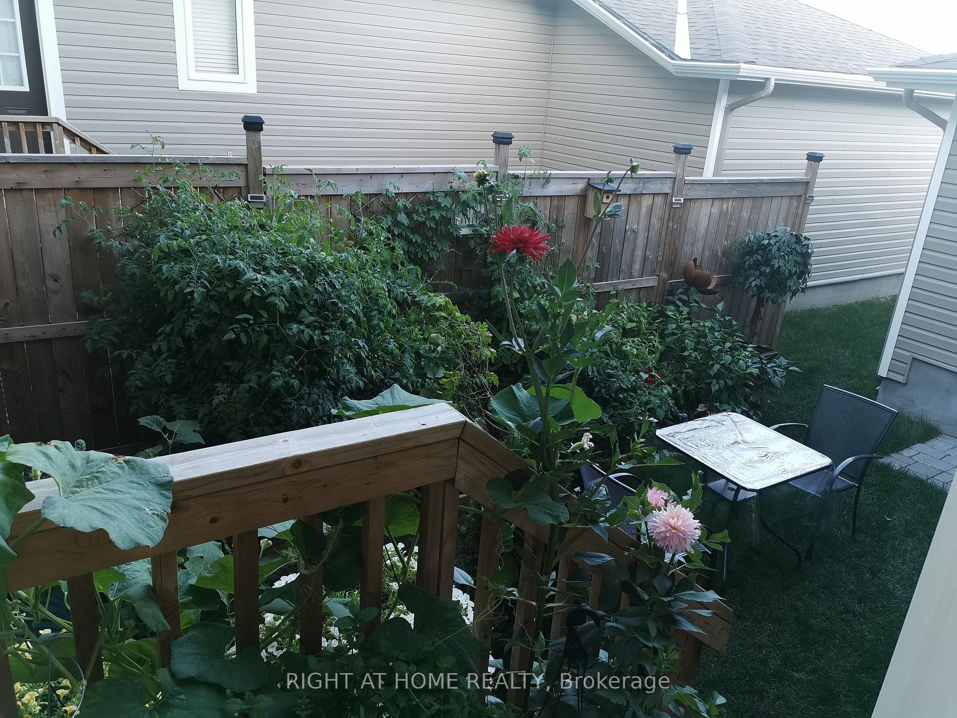 Photo 31 of 422 Sweetflag Street, Ottawa, Barrhaven - Longfields — HOMEH