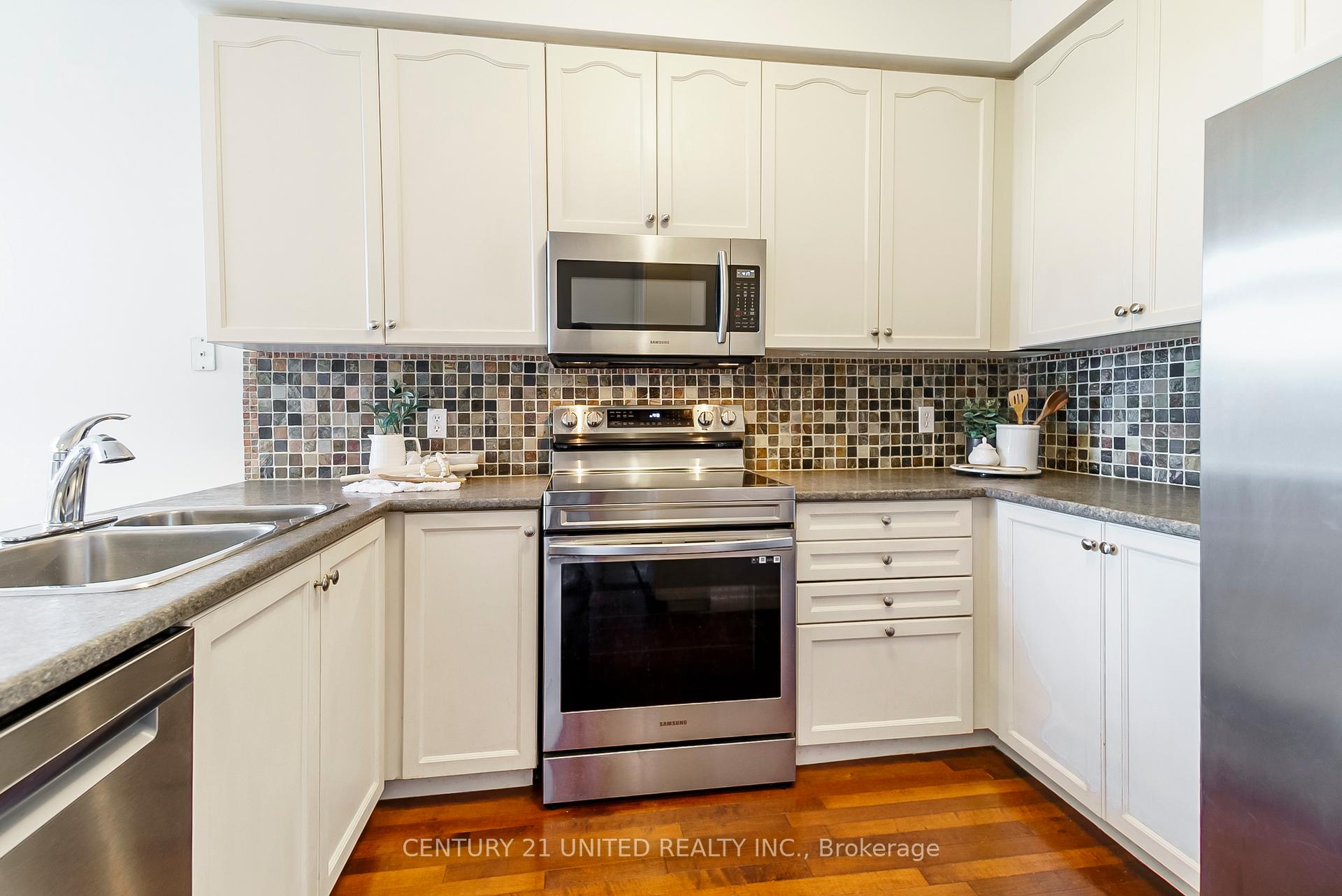 Photo 19 of 1050 Beatrice Street E, Oshawa, Pinecrest — HOMEH