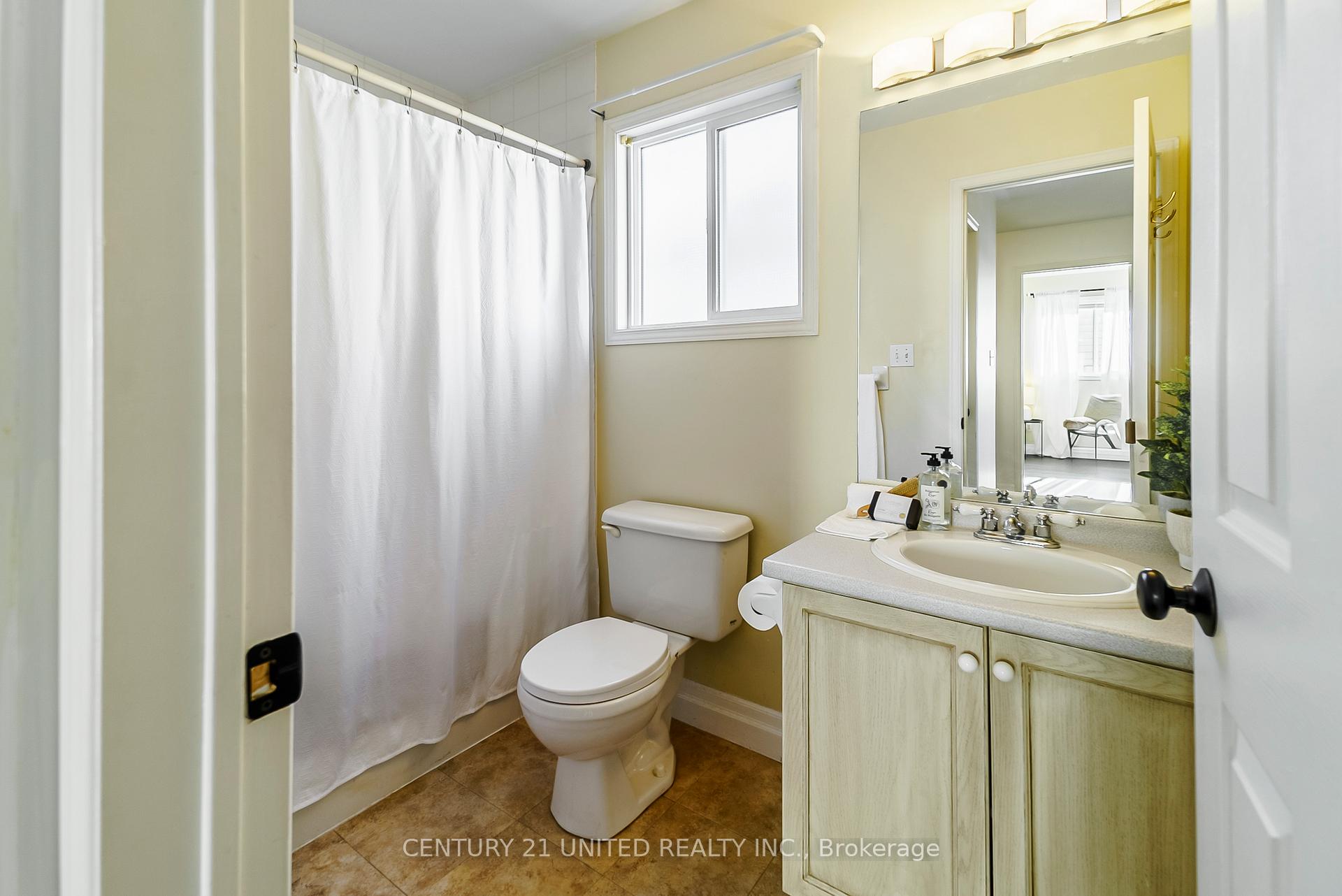 Photo 30 of 1050 Beatrice Street E, Oshawa, Pinecrest — HOMEH