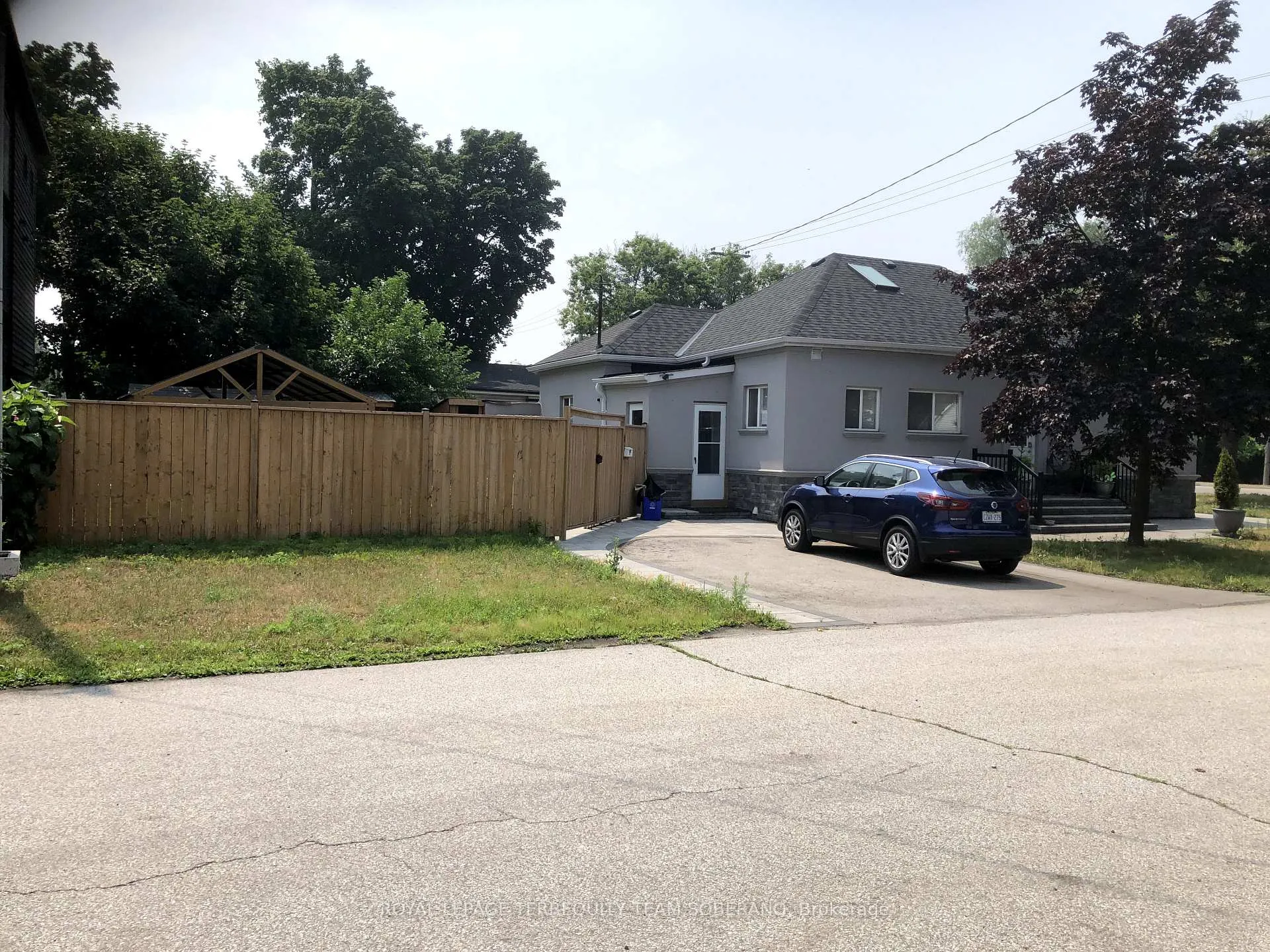 Photo 3 of 831 Beach Boulevard, Hamilton, Hamilton Beach — HOMEH