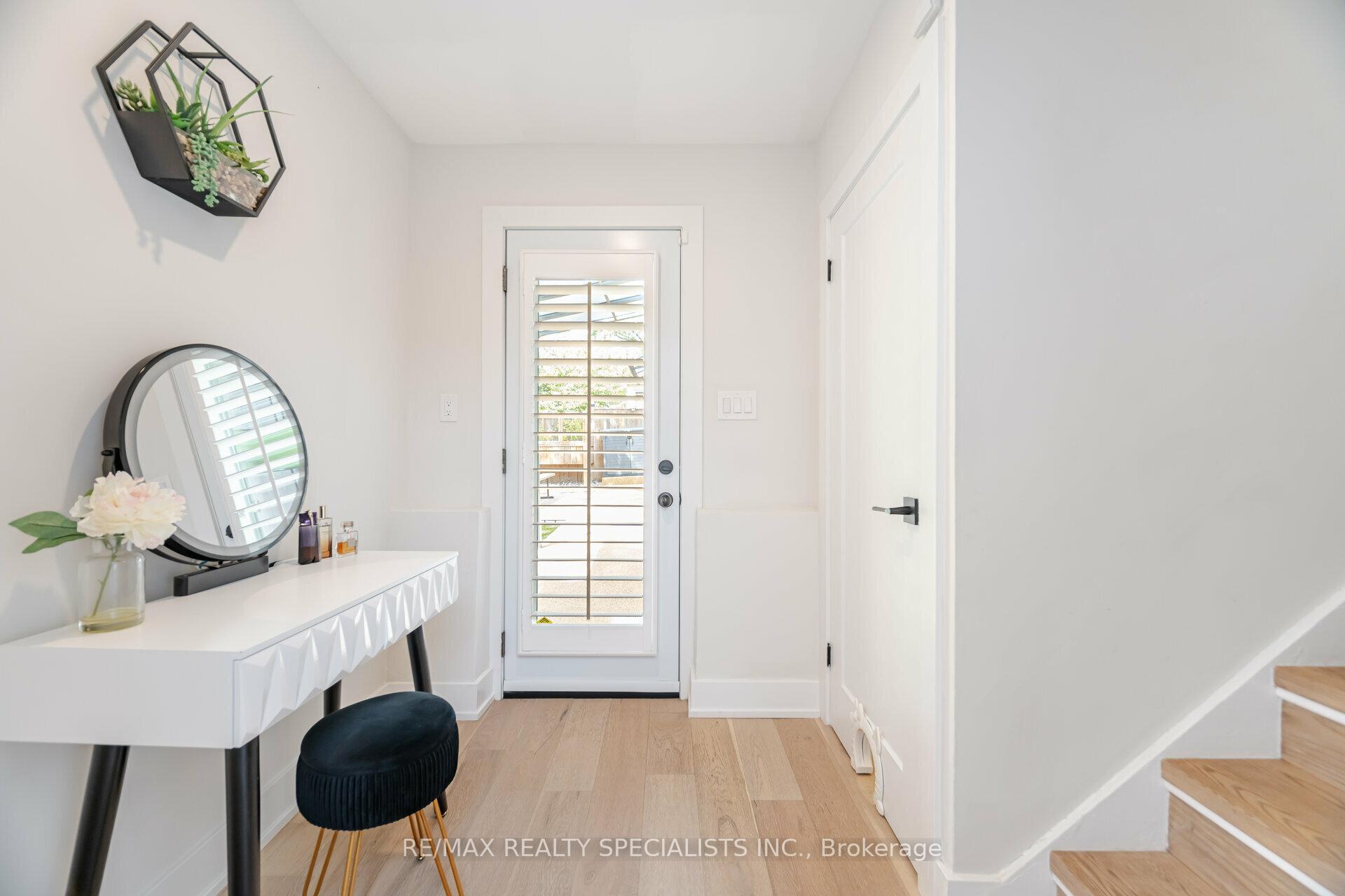 Photo 20 of 136 Boxley Road, Burlington, Appleby — HOMEH