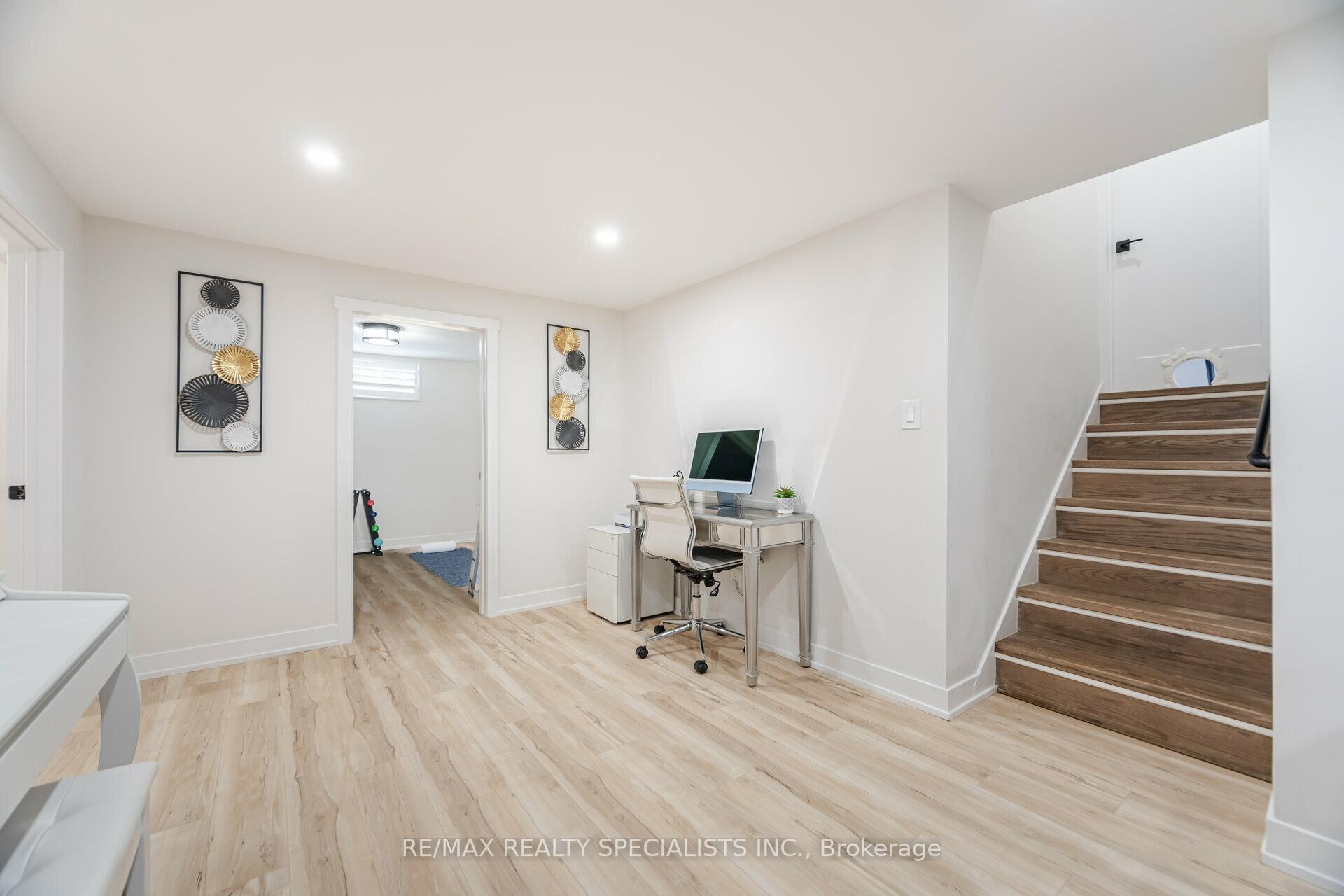 Photo 21 of 136 Boxley Road, Burlington, Appleby — HOMEH