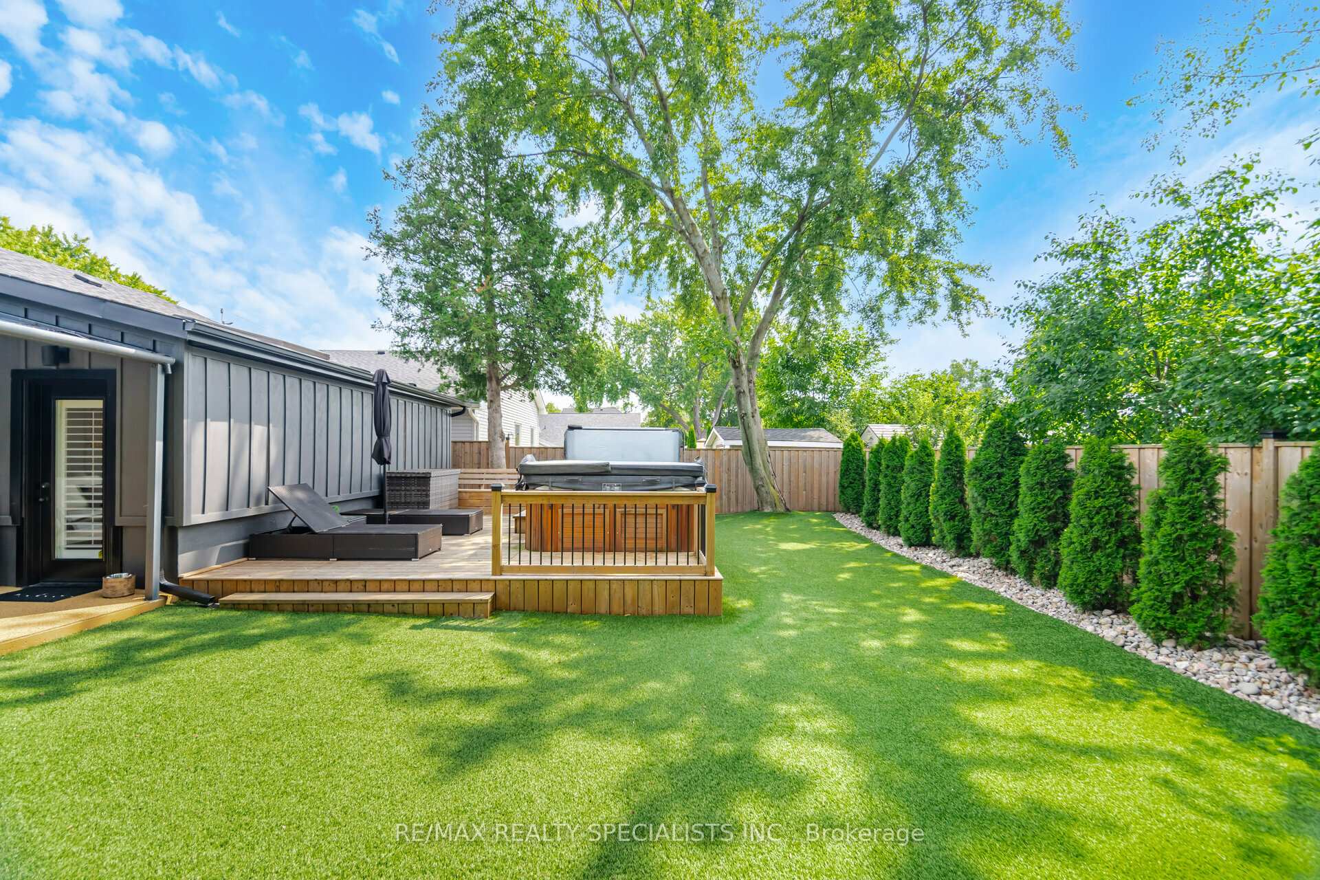 Photo 31 of 136 Boxley Road, Burlington, Appleby — HOMEH