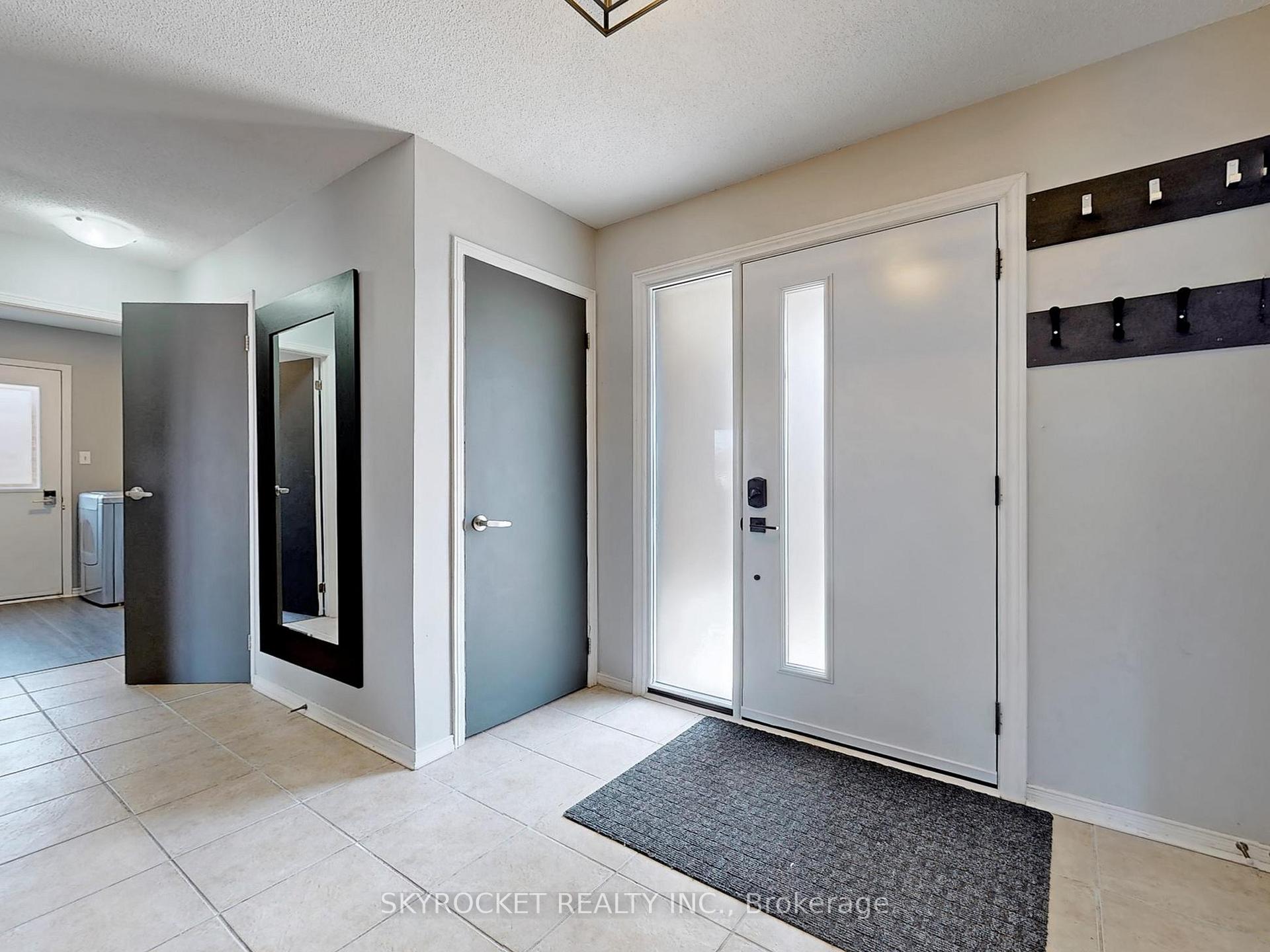 Photo 23 of 9 Herrell Avenue, Barrie, Painswick North — HOMEH
