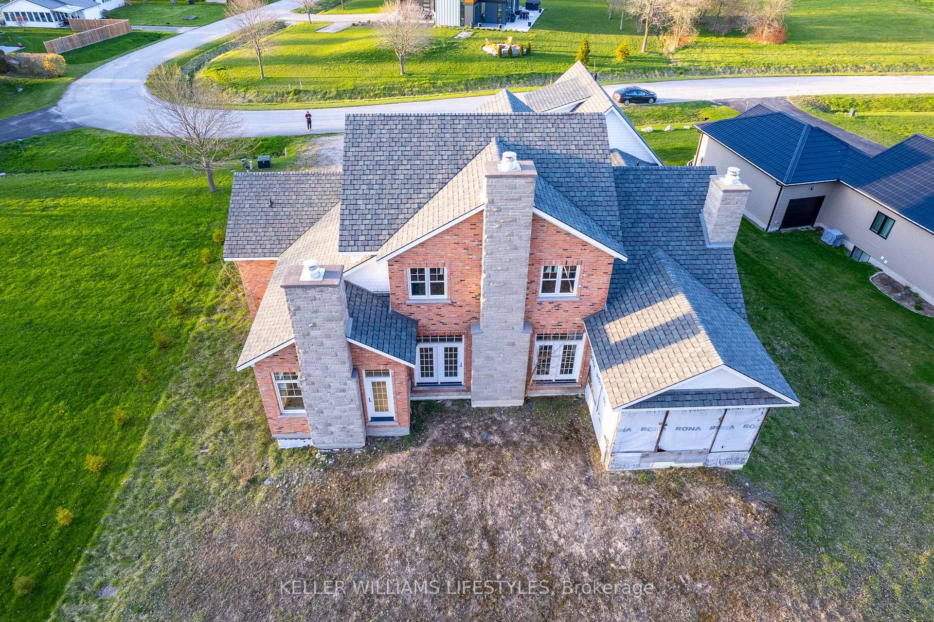 Photo 5 of 71859 Sunridge Crescent, Bluewater, Hay — HOMEH