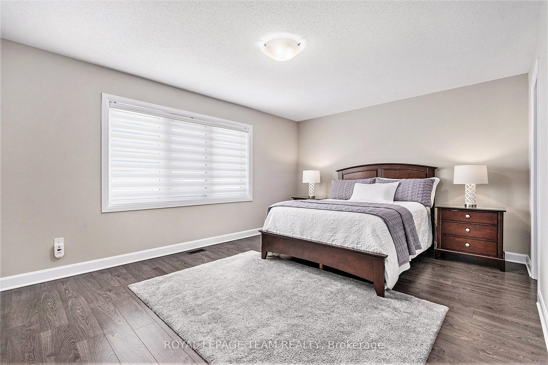 Photo 15 of 11 Aura Avenue, Ottawa, Barrhaven - Heritage Park — HOMEH