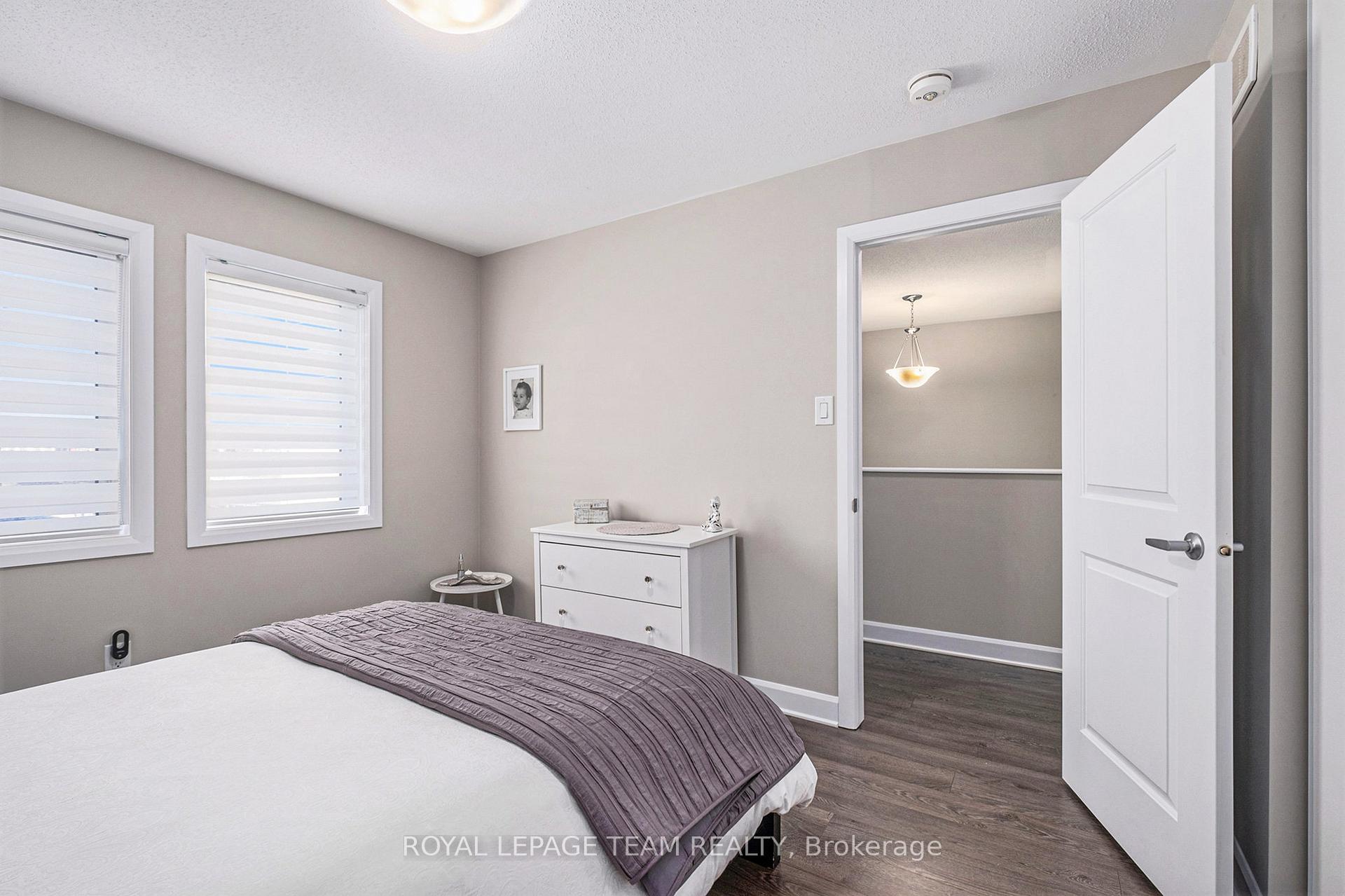 Photo 21 of 11 Aura Avenue, Ottawa, Barrhaven - Heritage Park — HOMEH