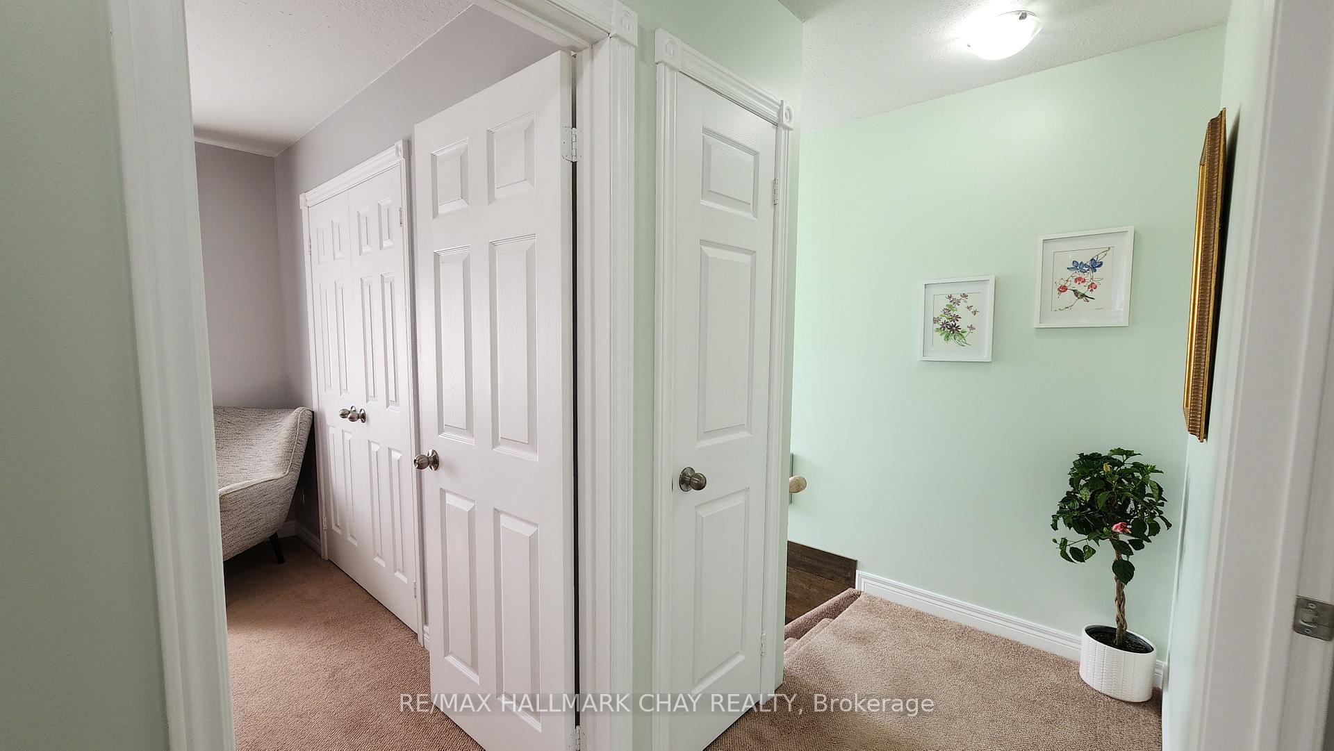Photo 11 of 168 Sundew Drive, Barrie, Holly — HOMEH