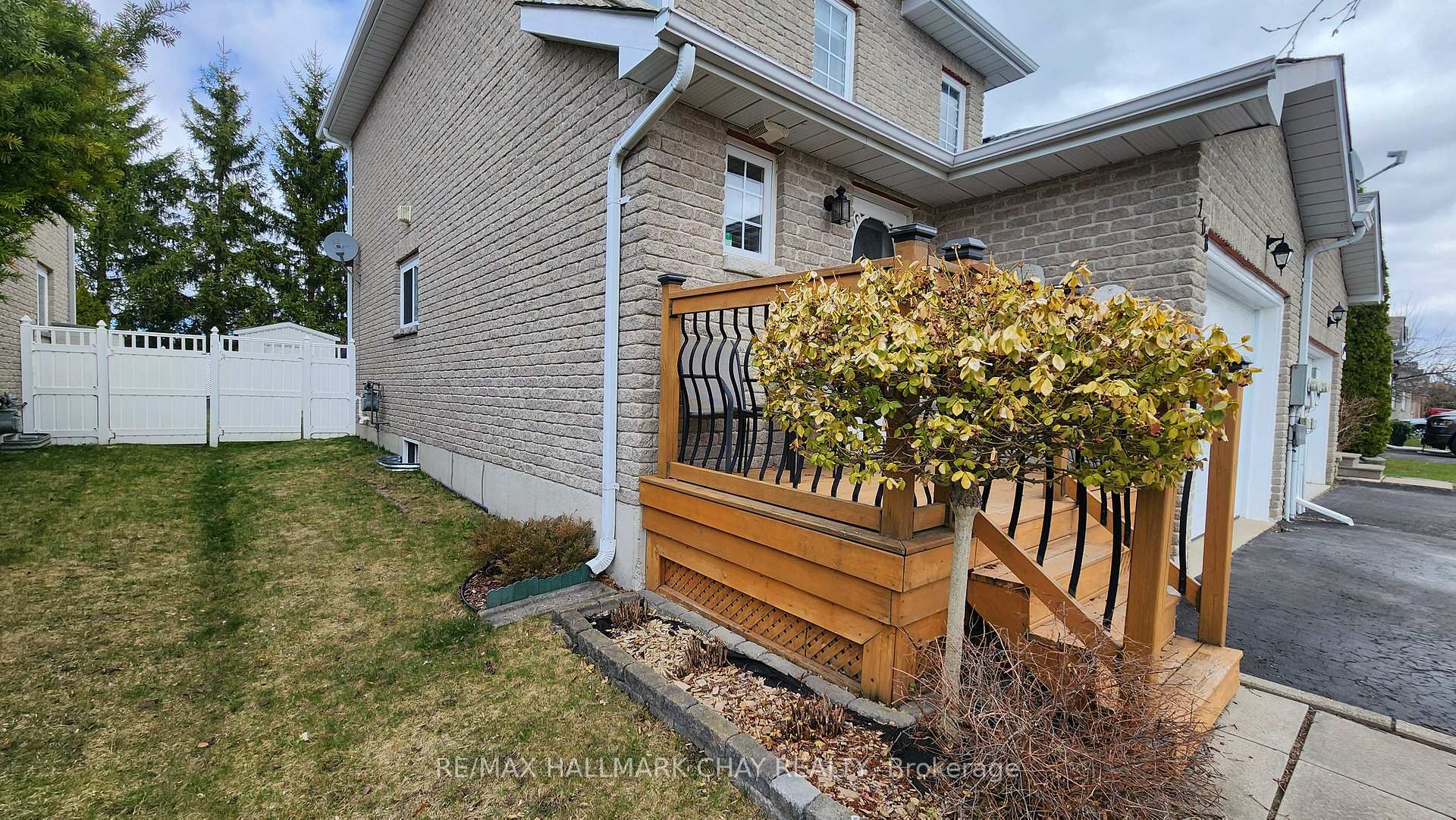 Photo 25 of 168 Sundew Drive, Barrie, Holly — HOMEH