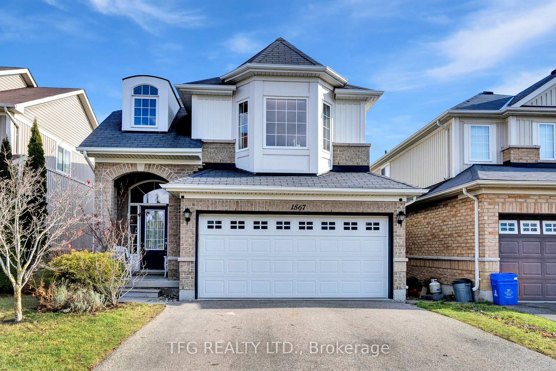 Photo 4 of 1567 Glenbourne Drive, Oshawa, Pinecrest — HOMEH
