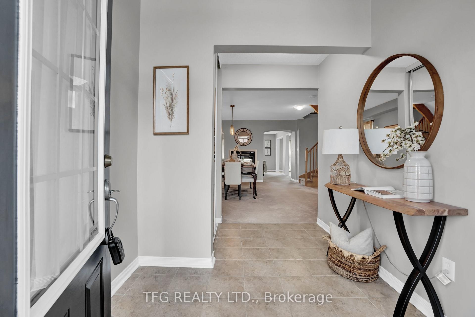 Photo 6 of 1567 Glenbourne Drive, Oshawa, Pinecrest — HOMEH