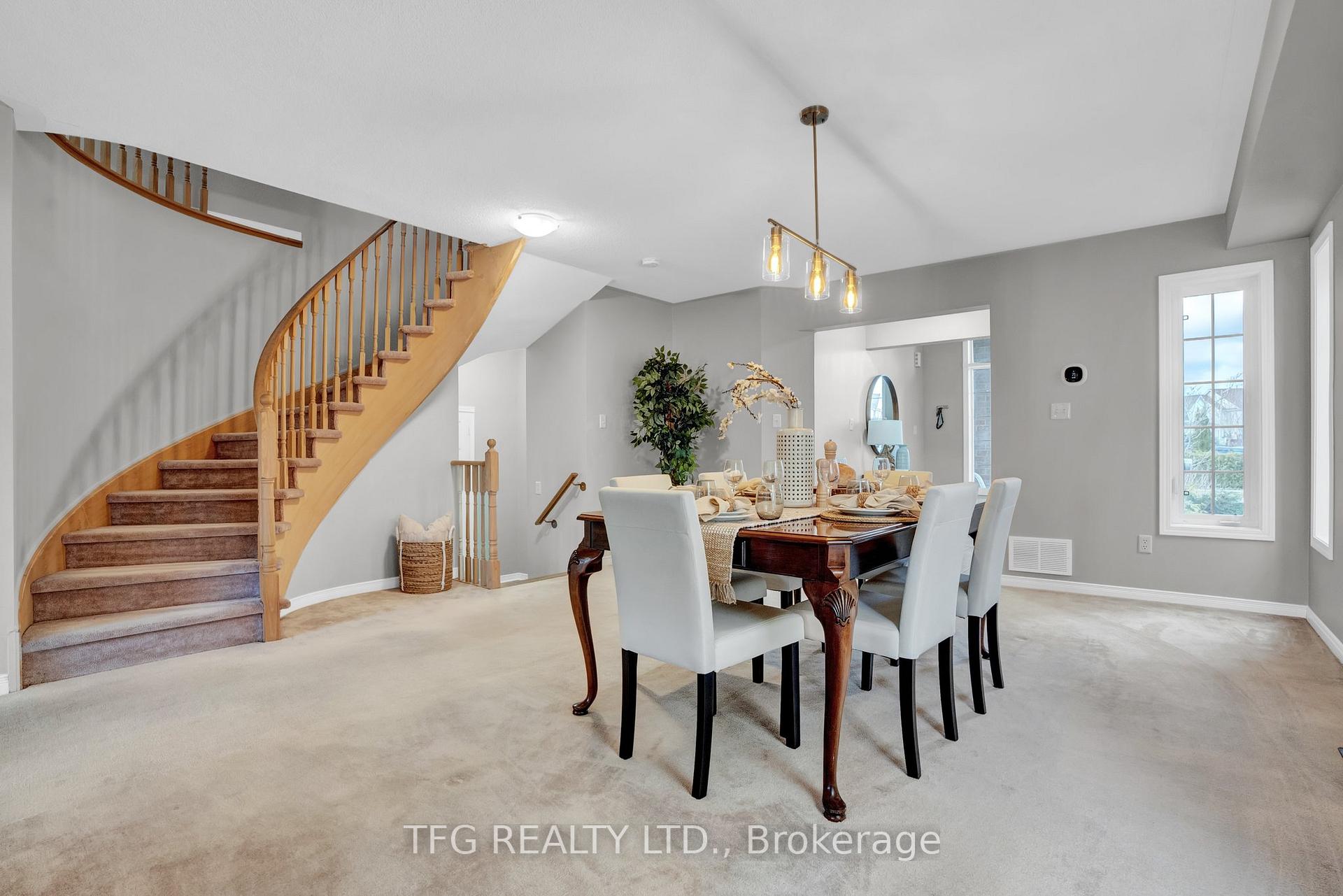 Photo 7 of 1567 Glenbourne Drive, Oshawa, Pinecrest — HOMEH