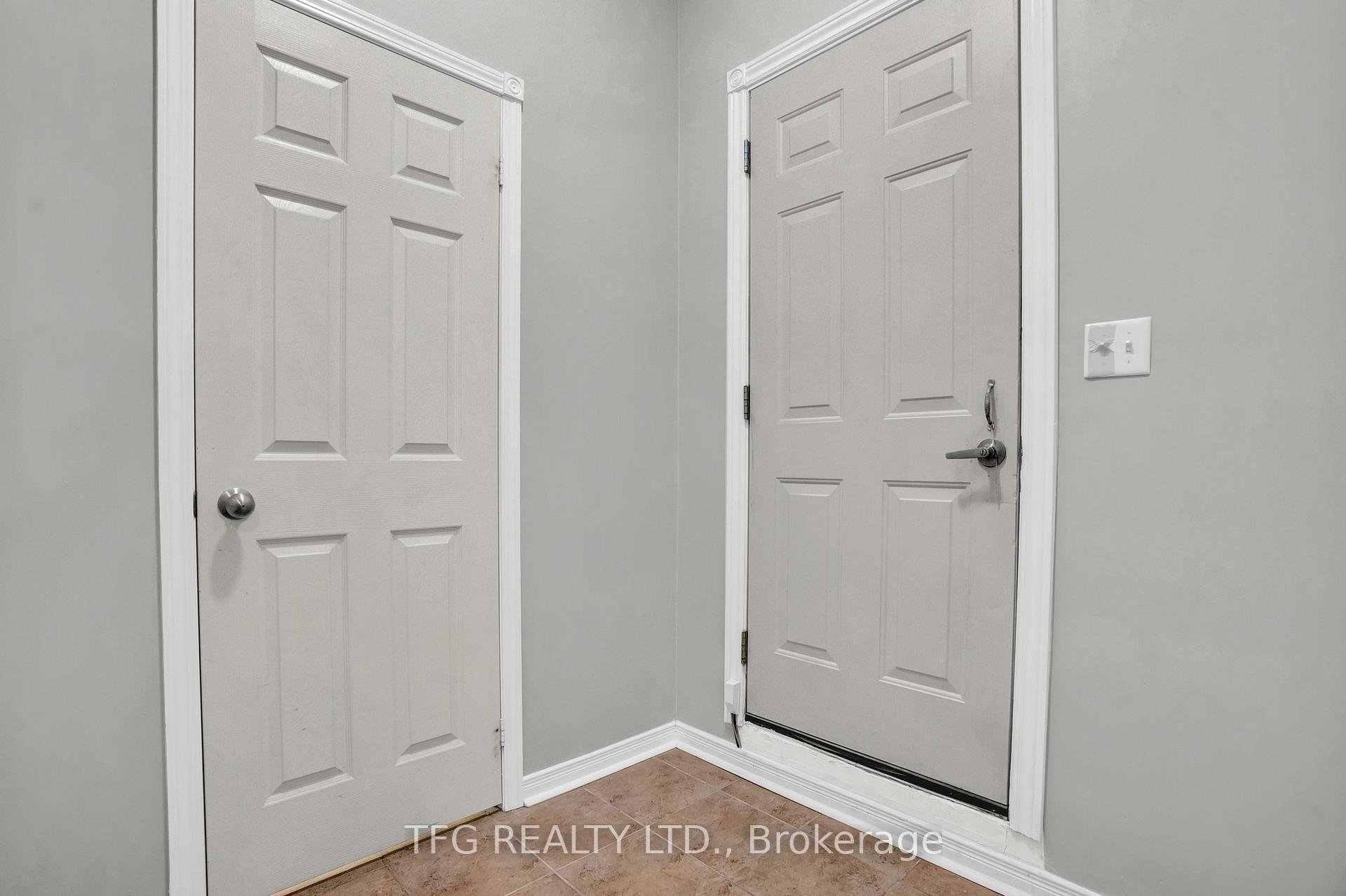 Photo 11 of 1567 Glenbourne Drive, Oshawa, Pinecrest — HOMEH