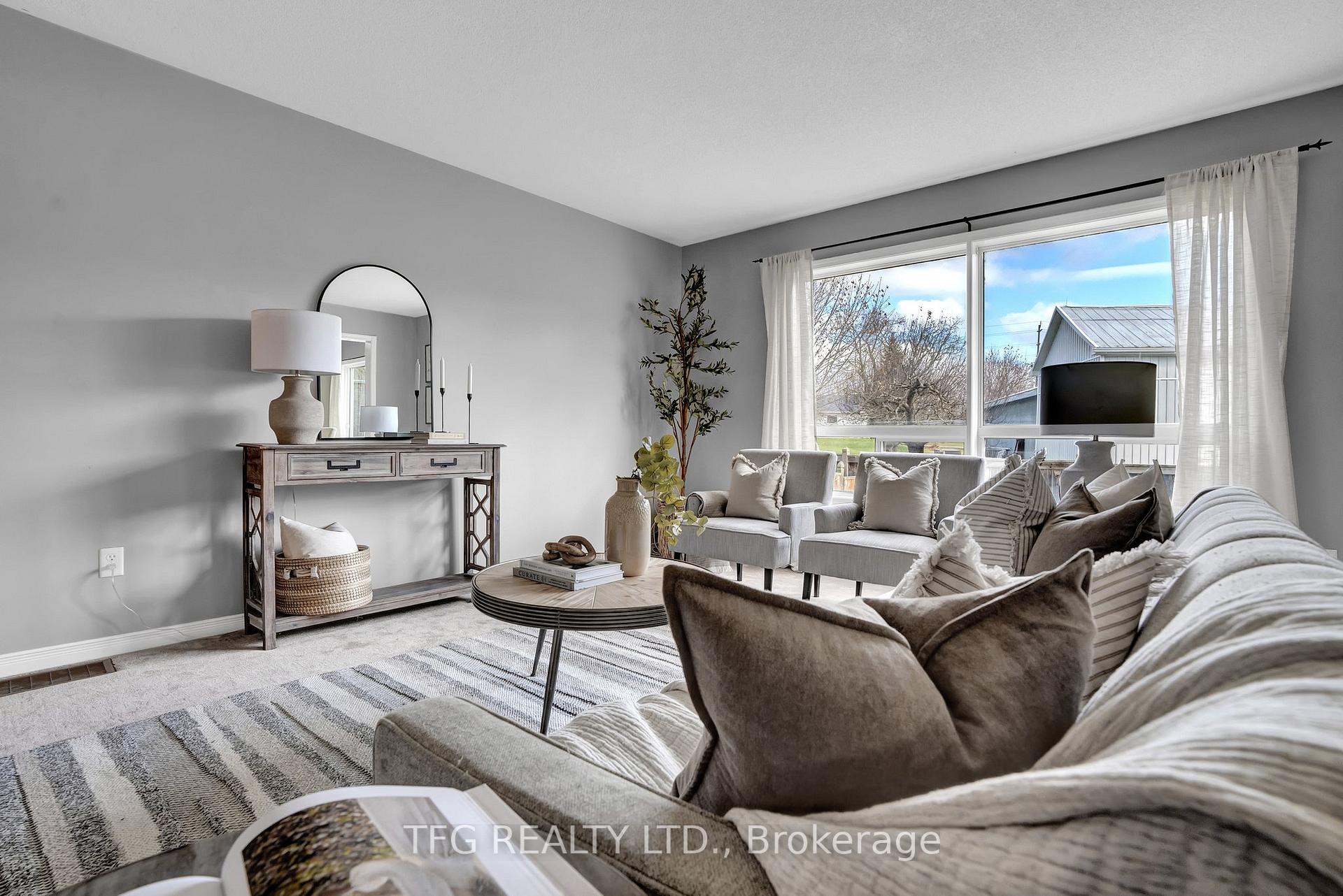 Photo 21 of 1567 Glenbourne Drive, Oshawa, Pinecrest — HOMEH