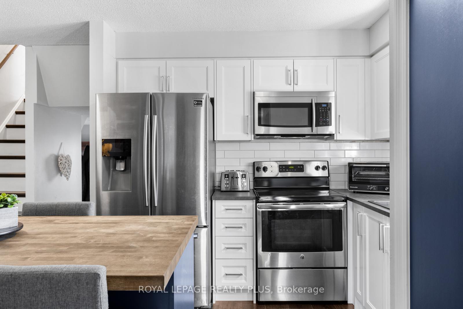 Photo 10 of 250 Balmoral Avenue N, Hamilton, Crown Point — HOMEH
