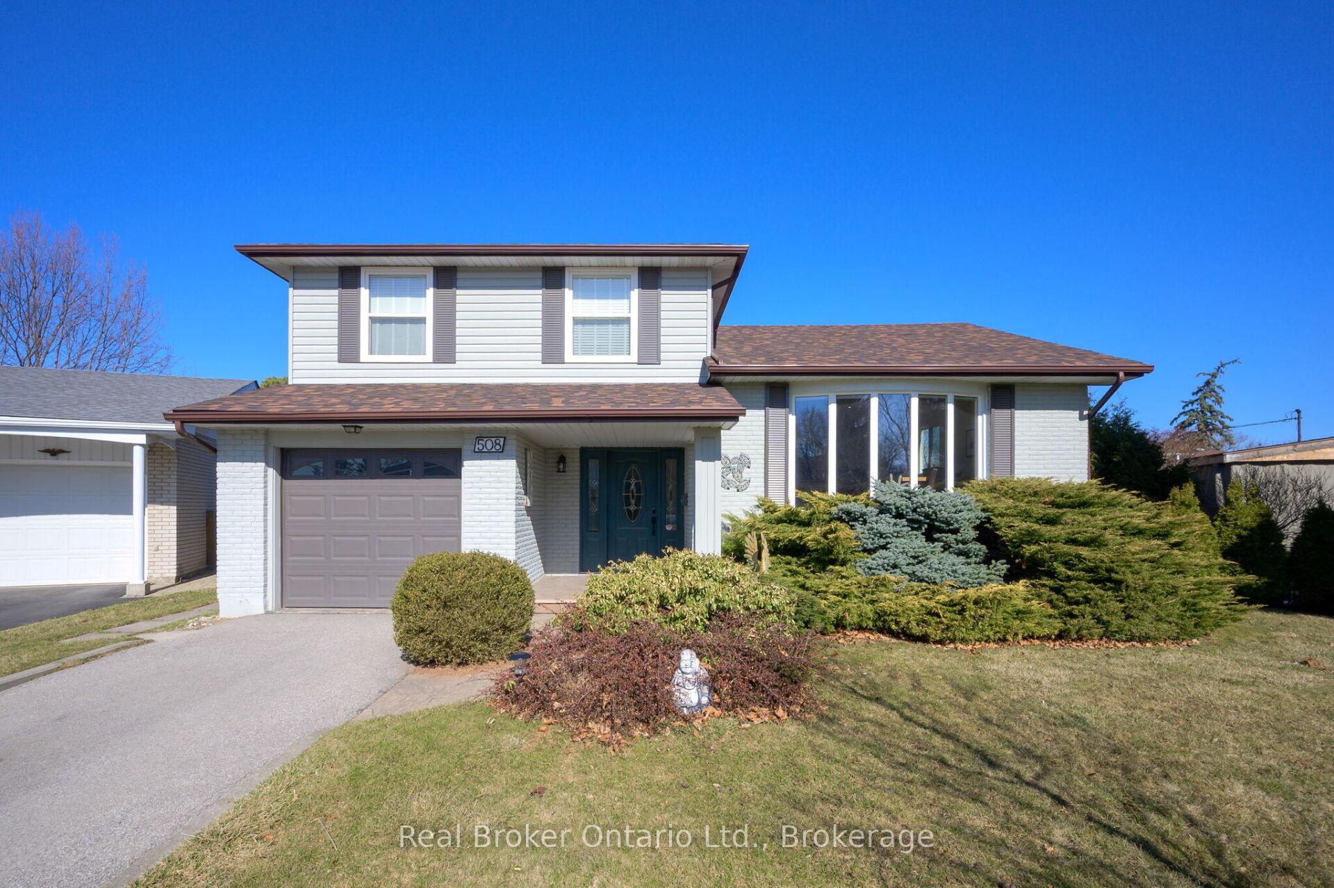 Photo 4 of 508 Donegal Drive, Burlington, Shoreacres — HOMEH