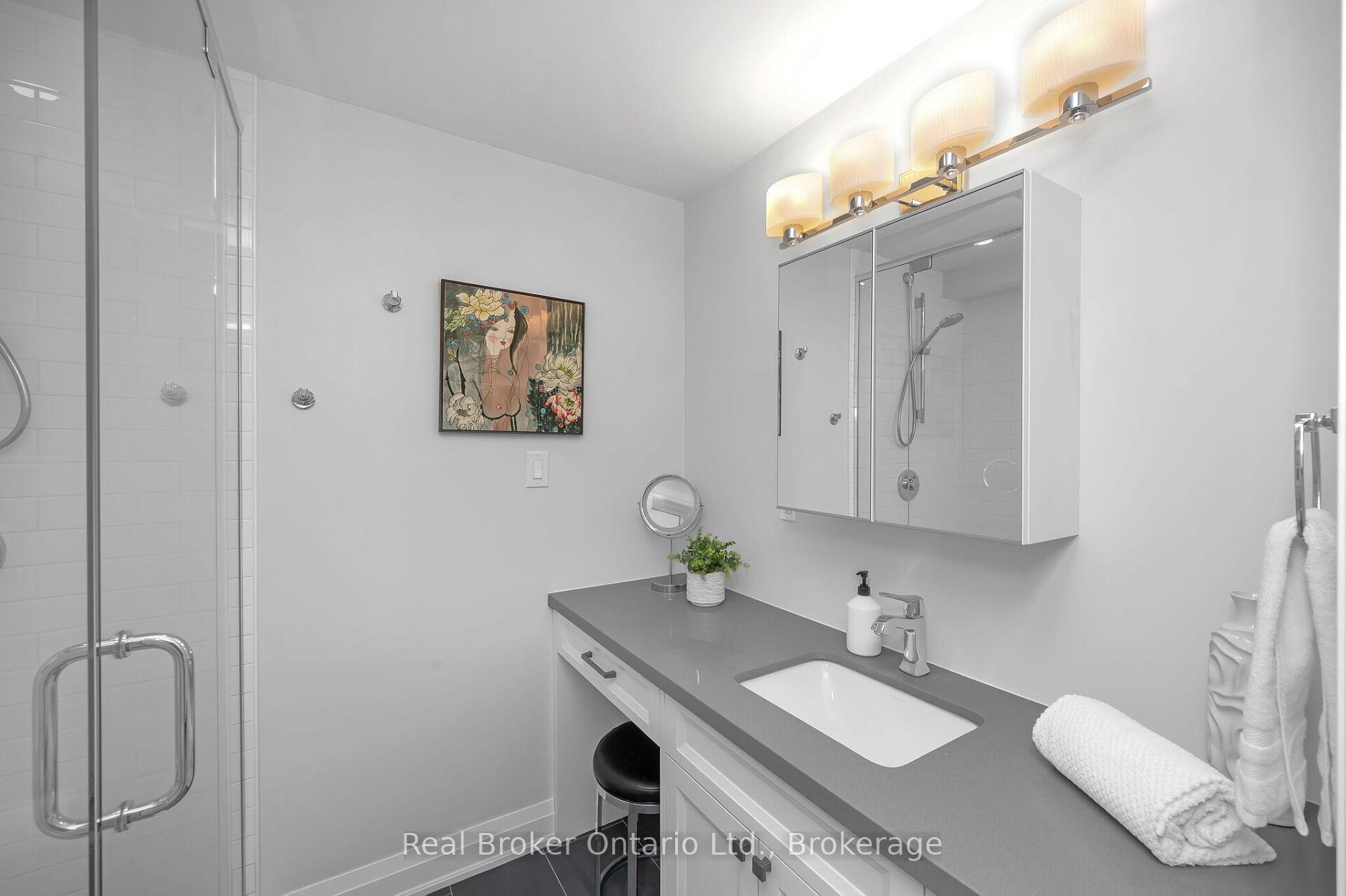 Photo 29 of 508 Donegal Drive, Burlington, Shoreacres — HOMEH