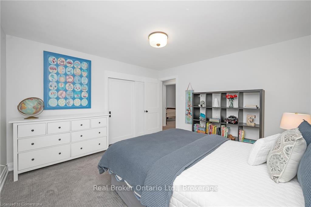 Photo 31 of 508 Donegal Drive, Burlington, Shoreacres — HOMEH