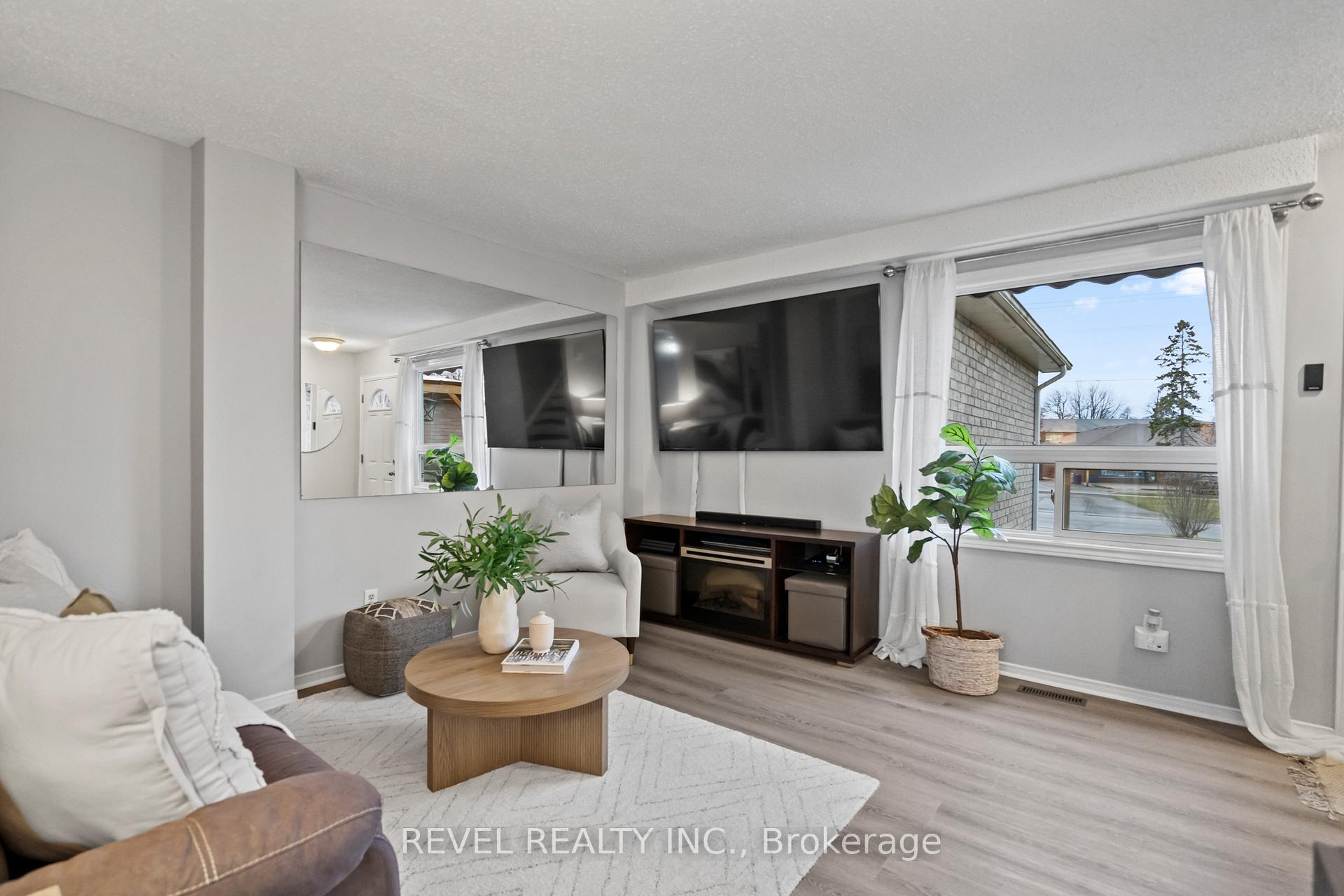 Photo 5 of 1409 Ritson Road S, Oshawa, Lakeview — HOMEH