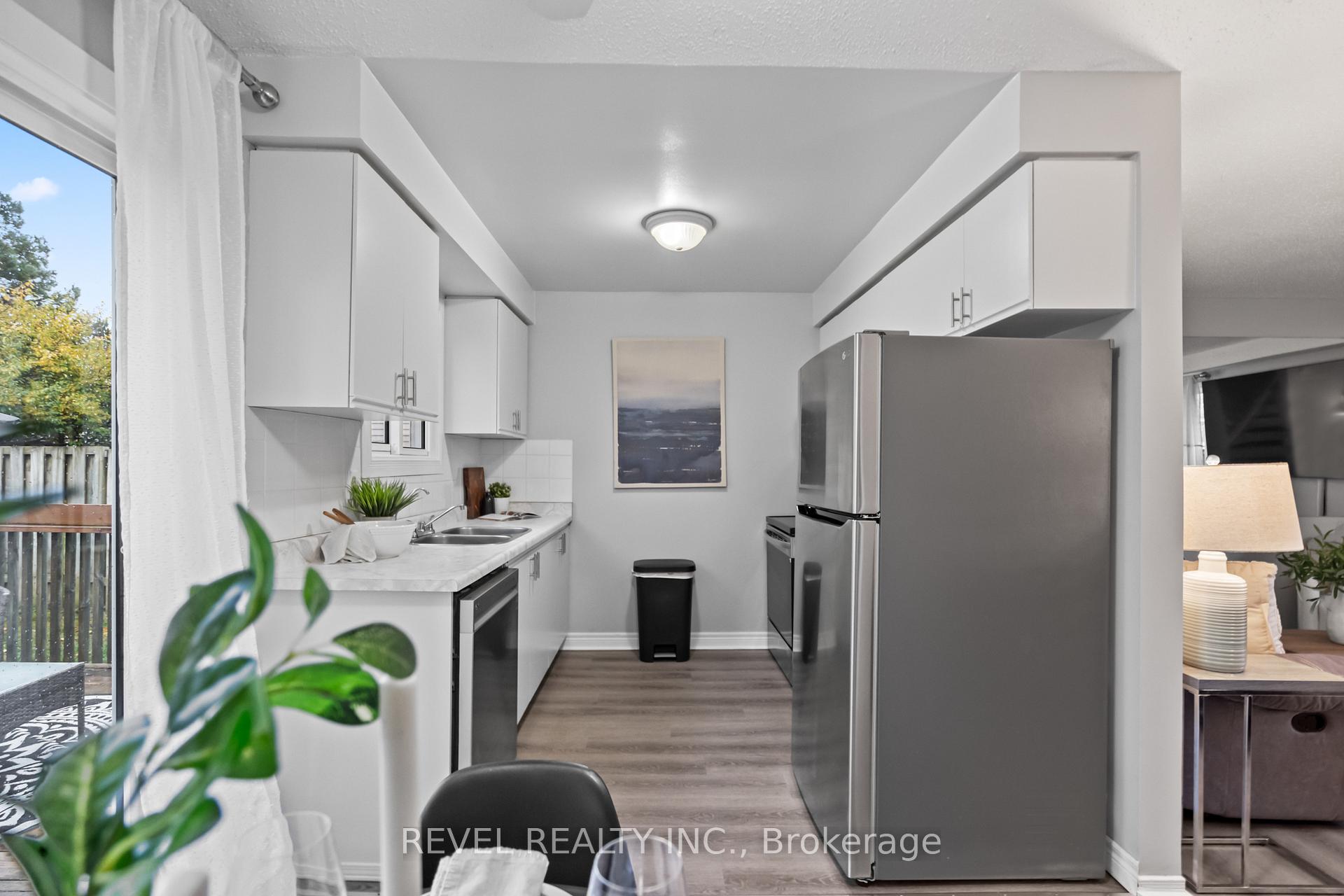 Photo 11 of 1409 Ritson Road S, Oshawa, Lakeview — HOMEH