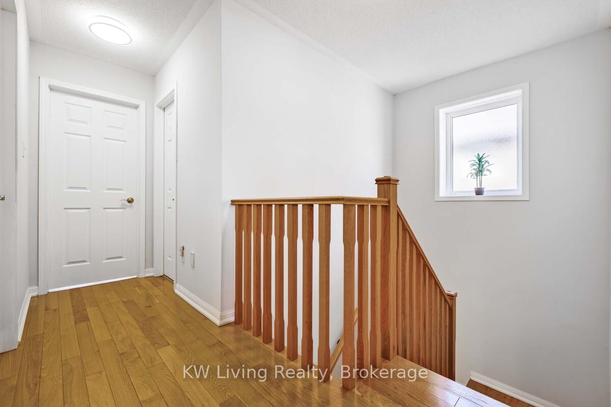Photo 31 of 17 Charlemagne Avenue, Barrie, Innis-Shore — HOMEH