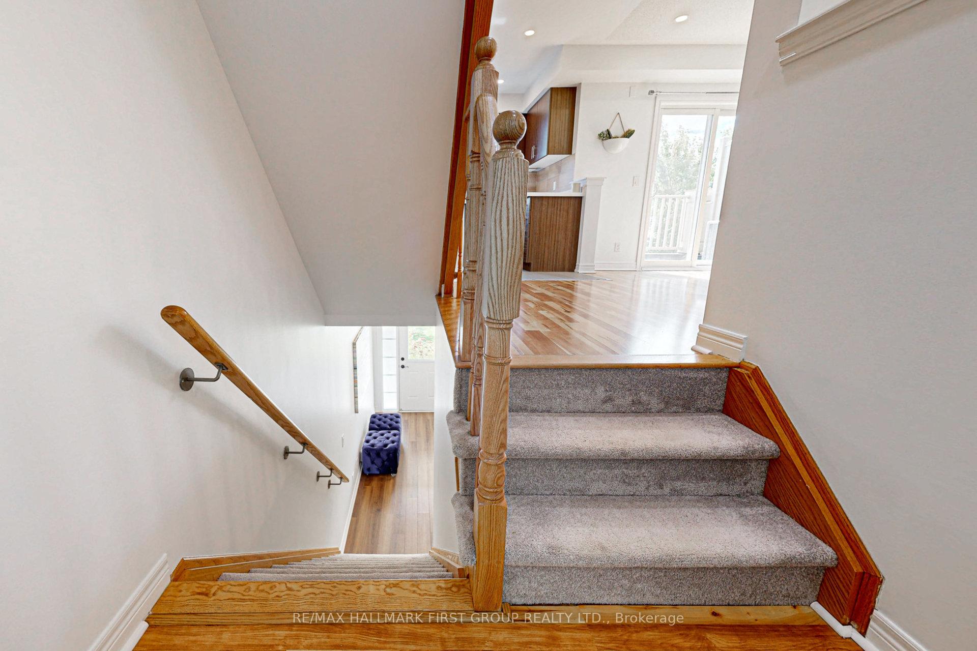 Photo 8 of 90 Tabaret Crescent, Oshawa, Windfields — HOMEH